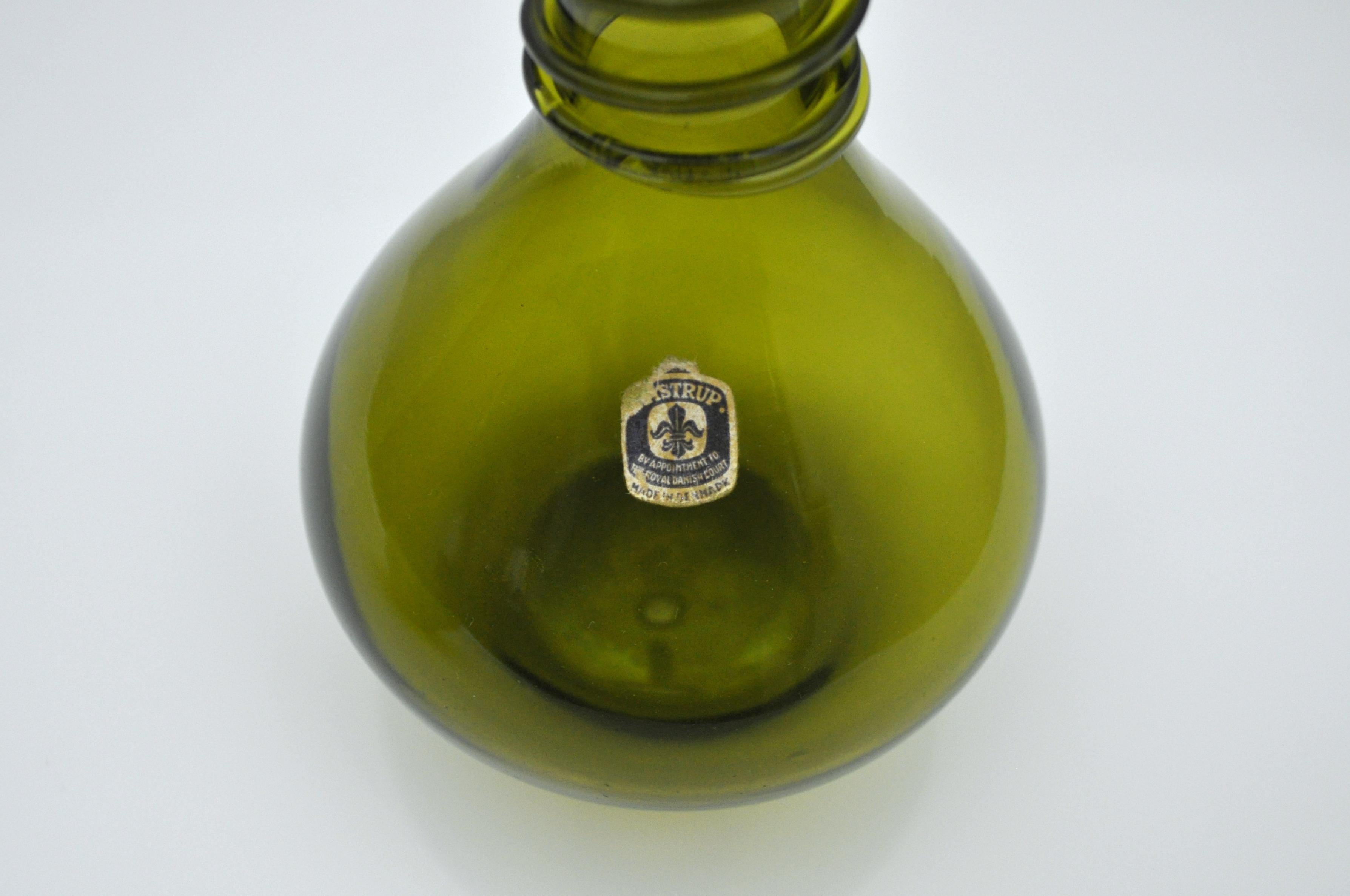Antique Green Decanter or Vase with Attached Glass Wire, Holmegaard, Denmark In Good Condition For Sale In Vordingborg, DK