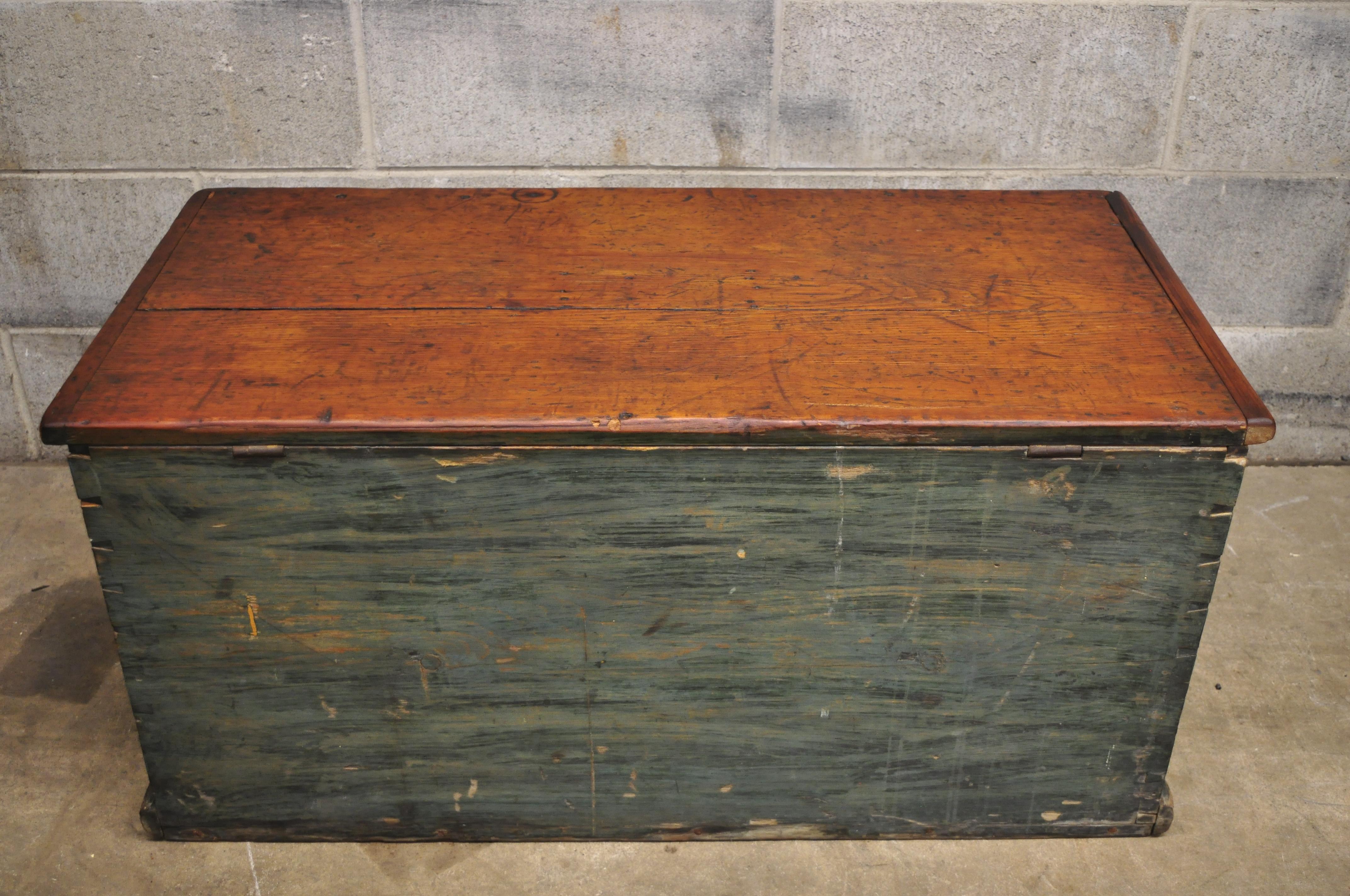 Antique Green Distressed Painted Blanket Chest Trunk with Dovetail Construction 2