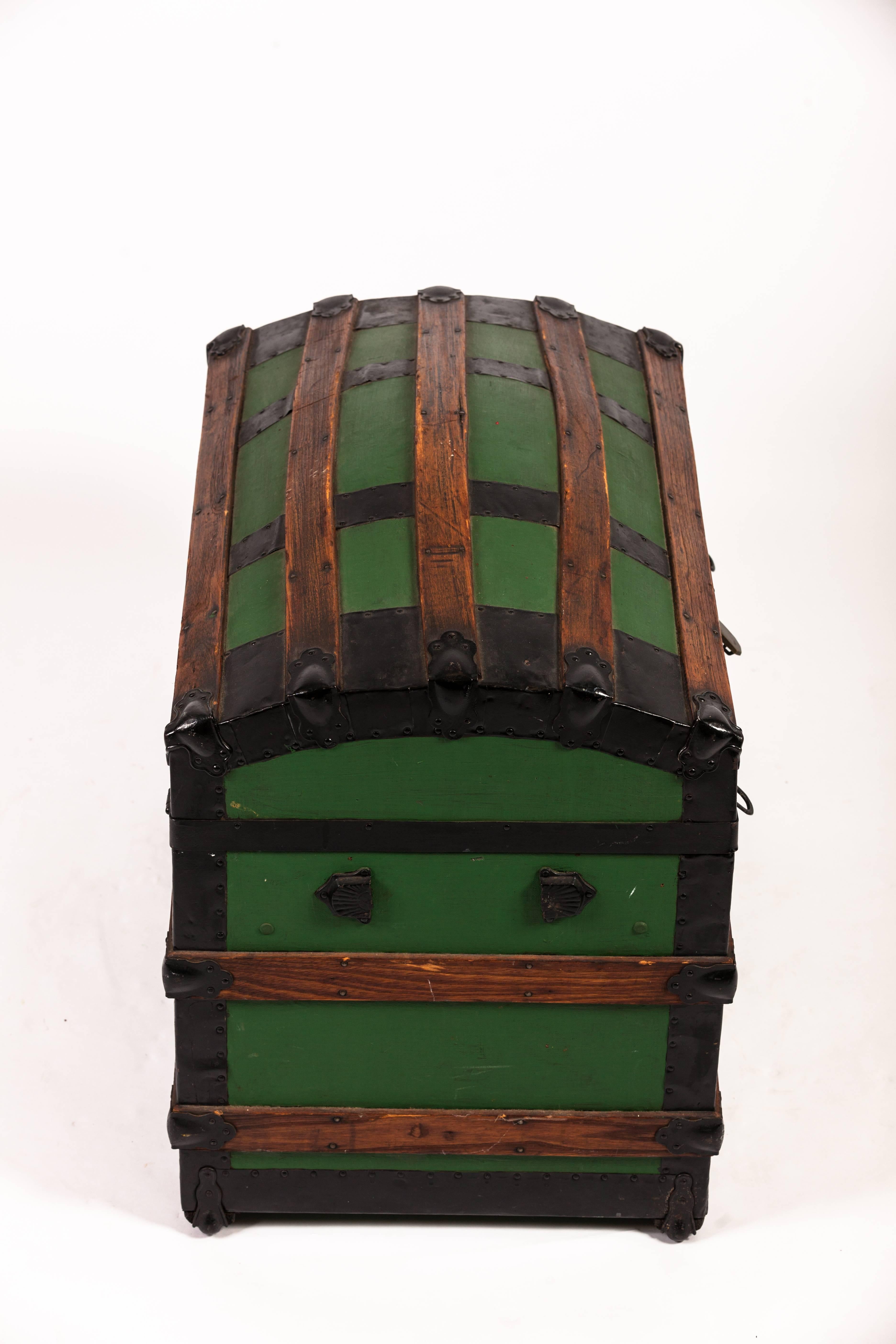 Antique Green Dome Carriage Trunk For Sale 2