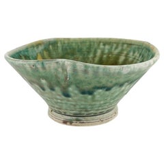 Ciotola antica in ceramica smaltata a goccia di colore verde Studio Pottery d'epoca del metà del secolo scorso