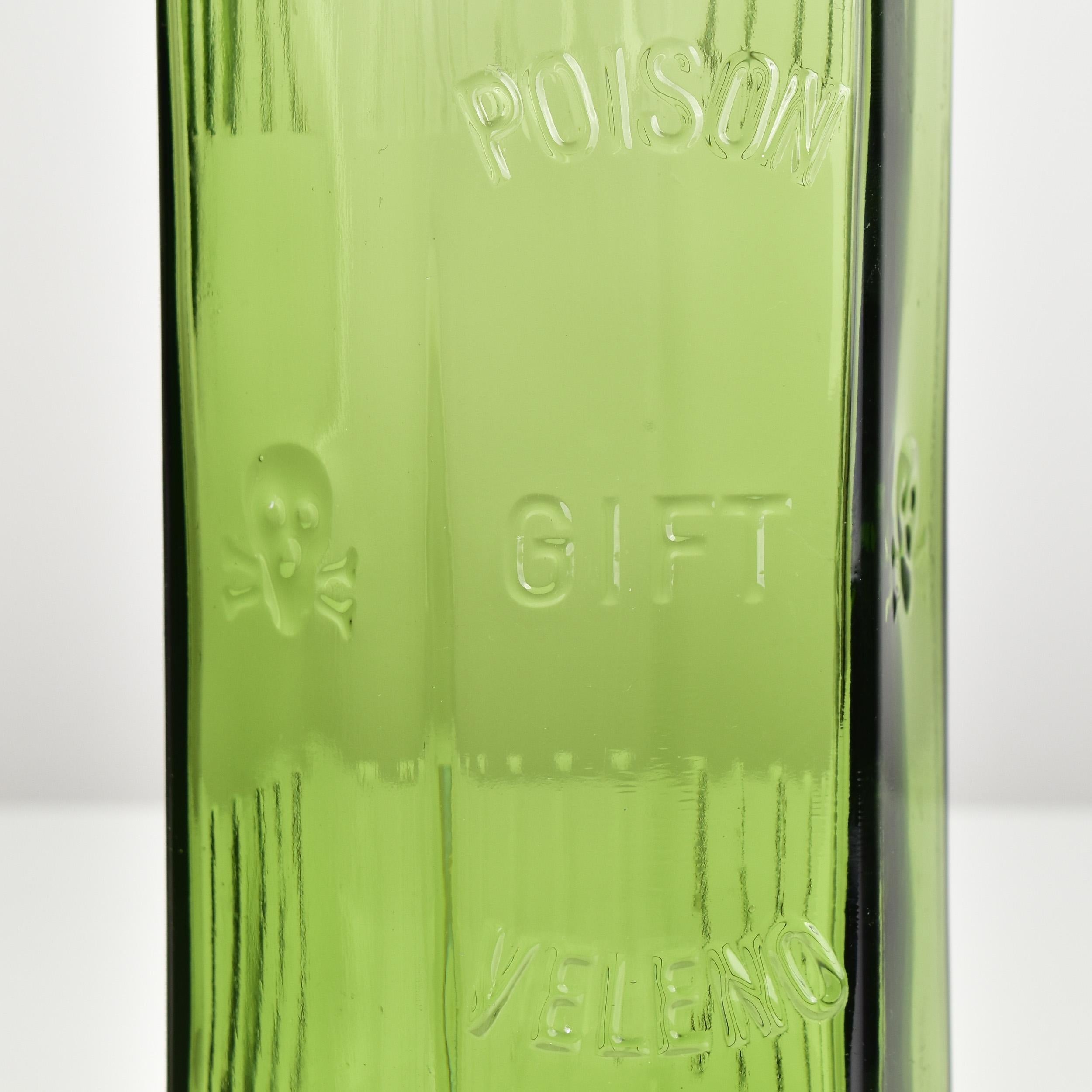 Antique Green Glass Poison Bottle Jar Skull Crossbones Apothecary Chemist For Sale 3