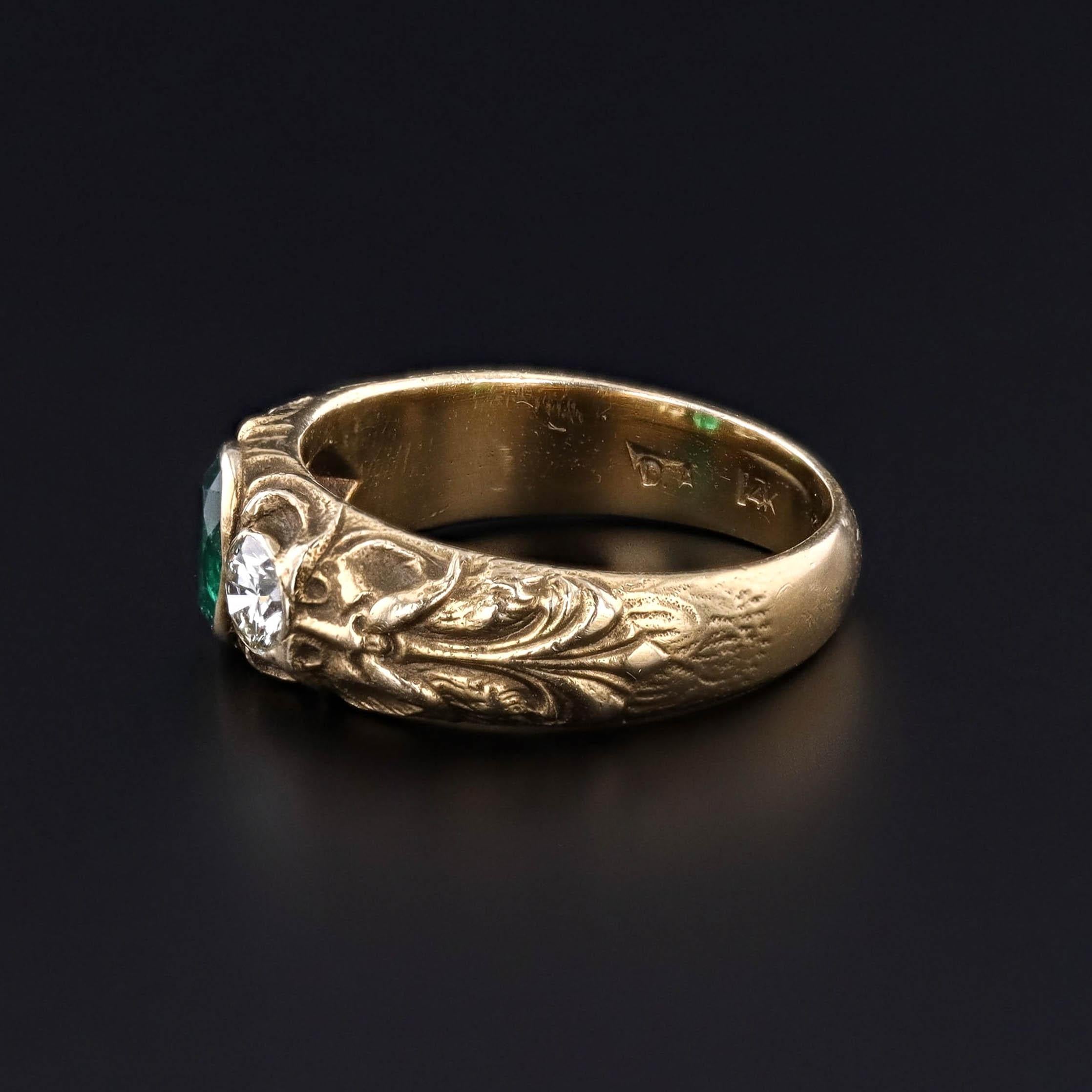 Art nouveau Bague ancienne en or 14k, émeraude de l'homme vert en vente