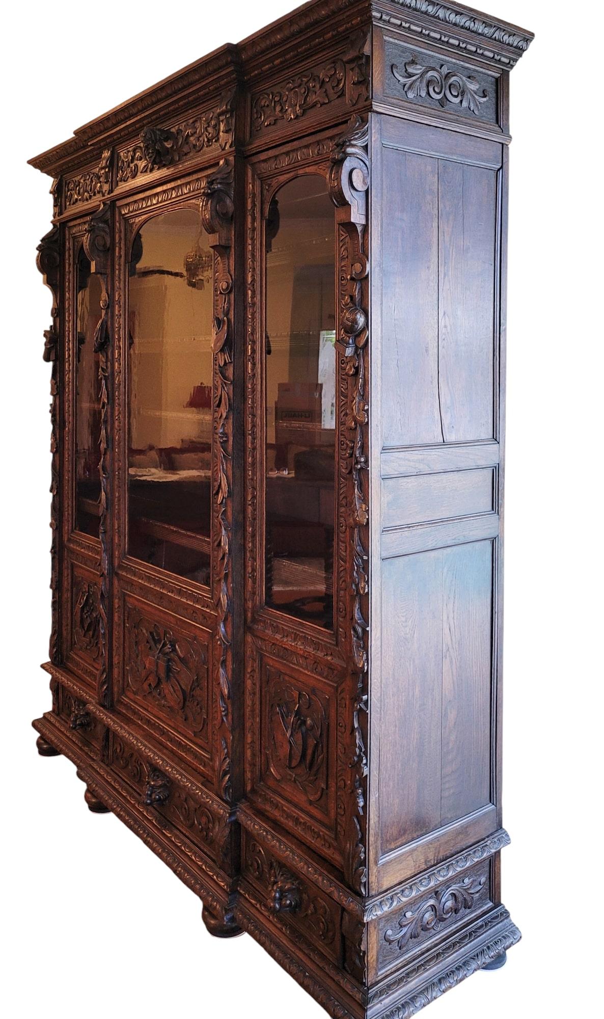 Belgian Antique Green Man Renaissance Revival Oak Vitrine For Sale