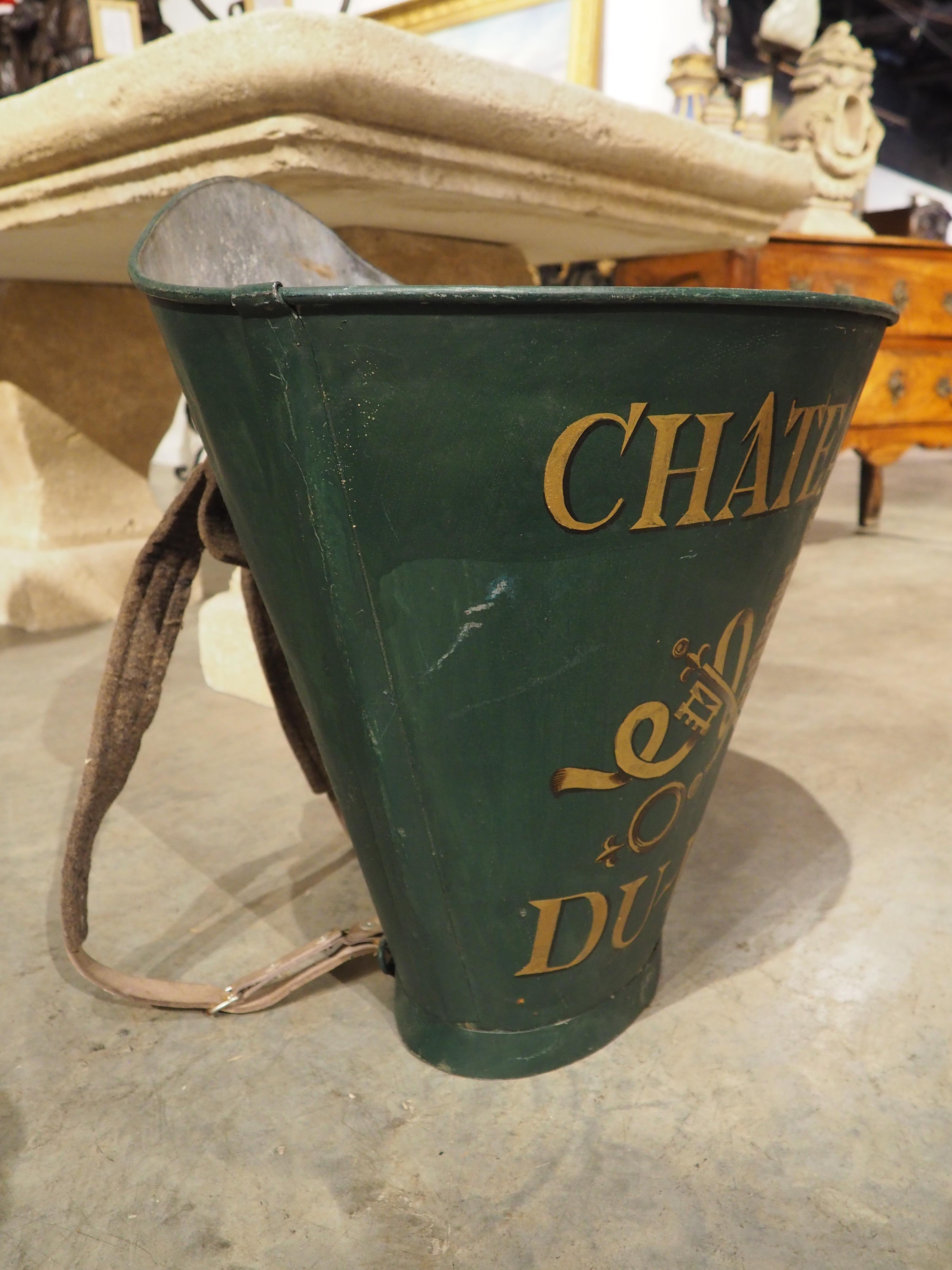 Antique Green Painted French Wine Hotte from the Haute-Garonne In Good Condition For Sale In Dallas, TX