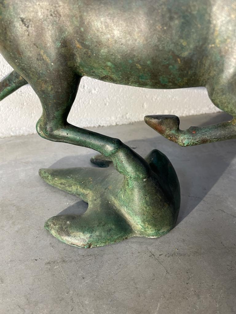 Antique Green Patina Bronze the Flying Horse of Ganzu Period, Early 20th Century In Excellent Condition For Sale In CRÉTEIL, FR