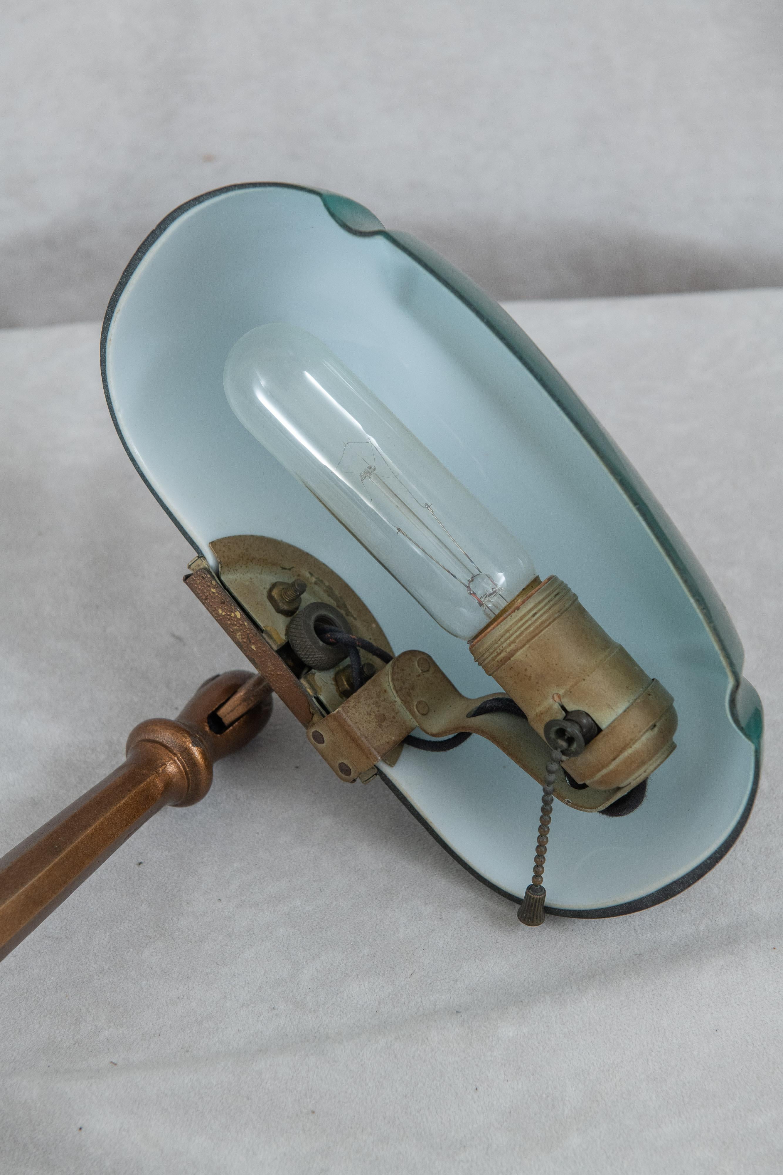 Early 20th Century Antique Green Shaded Banker's Lamp, ca 1920
