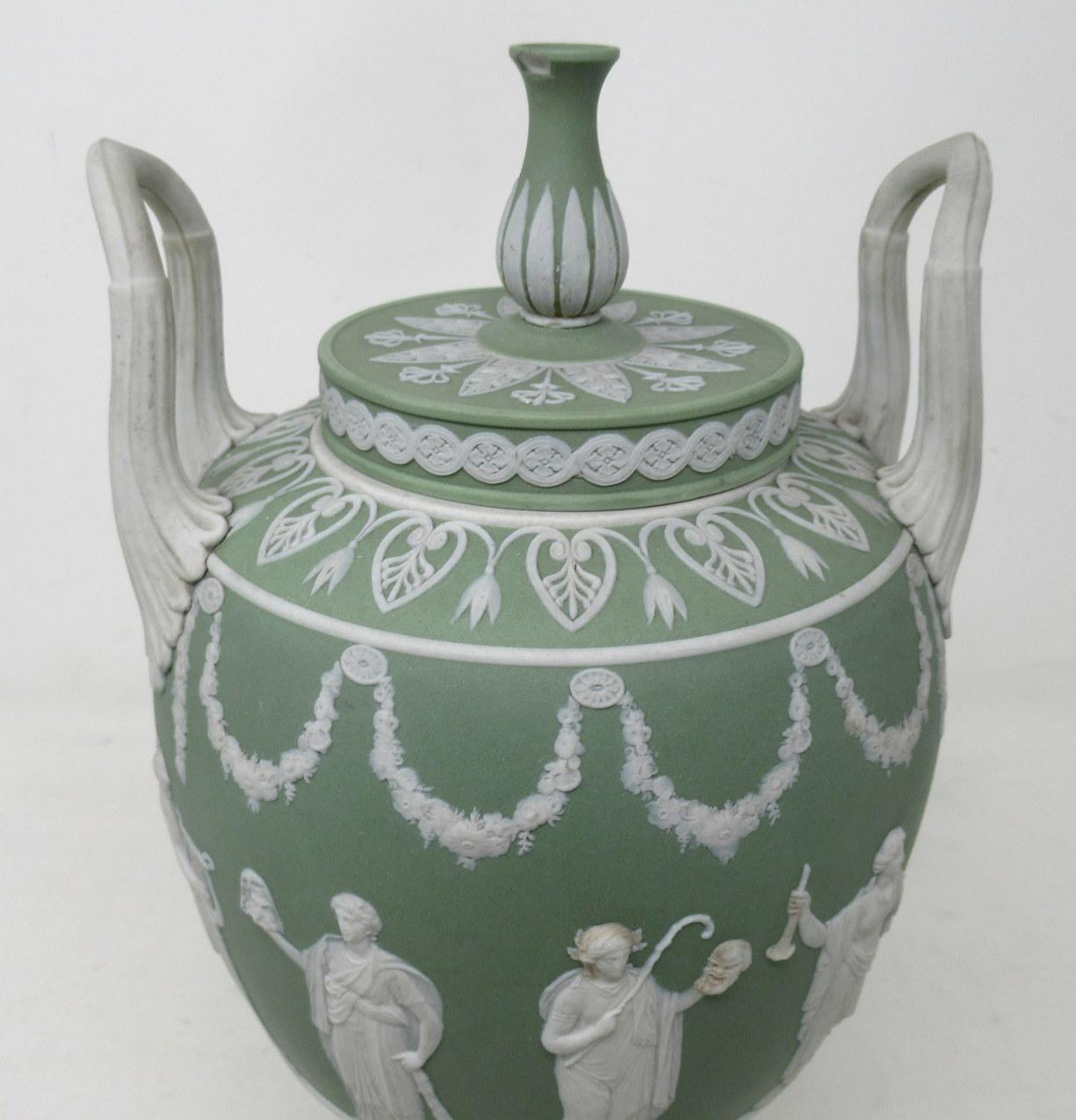 Hand-Painted Antique Green Wedgwood Jasperware Ceramic Urn Vase After John Flaxman Cherubs