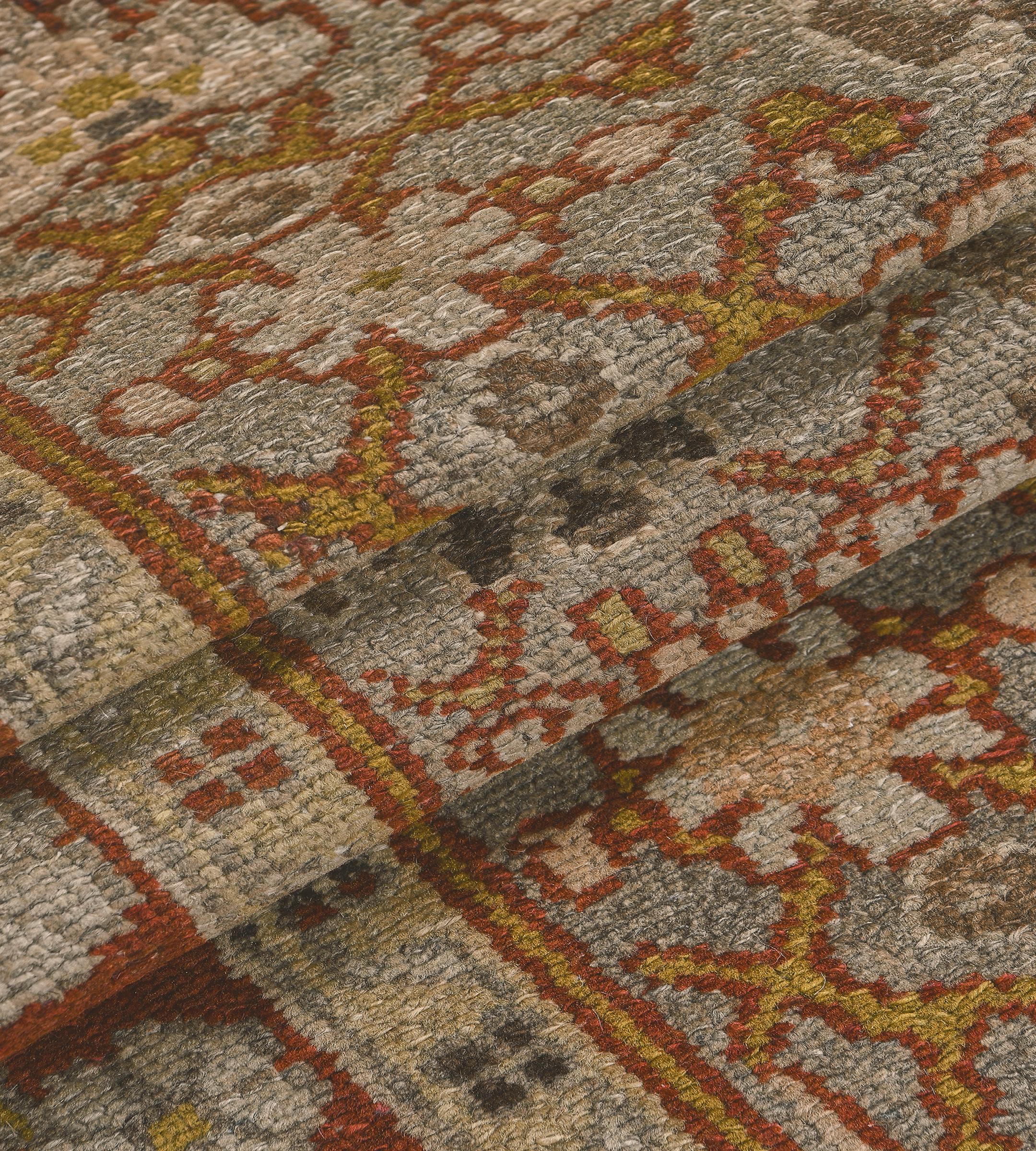 Antiker grauer und brauner Läufer mit Herati-Muster aus Persien (Malayer) im Angebot 1