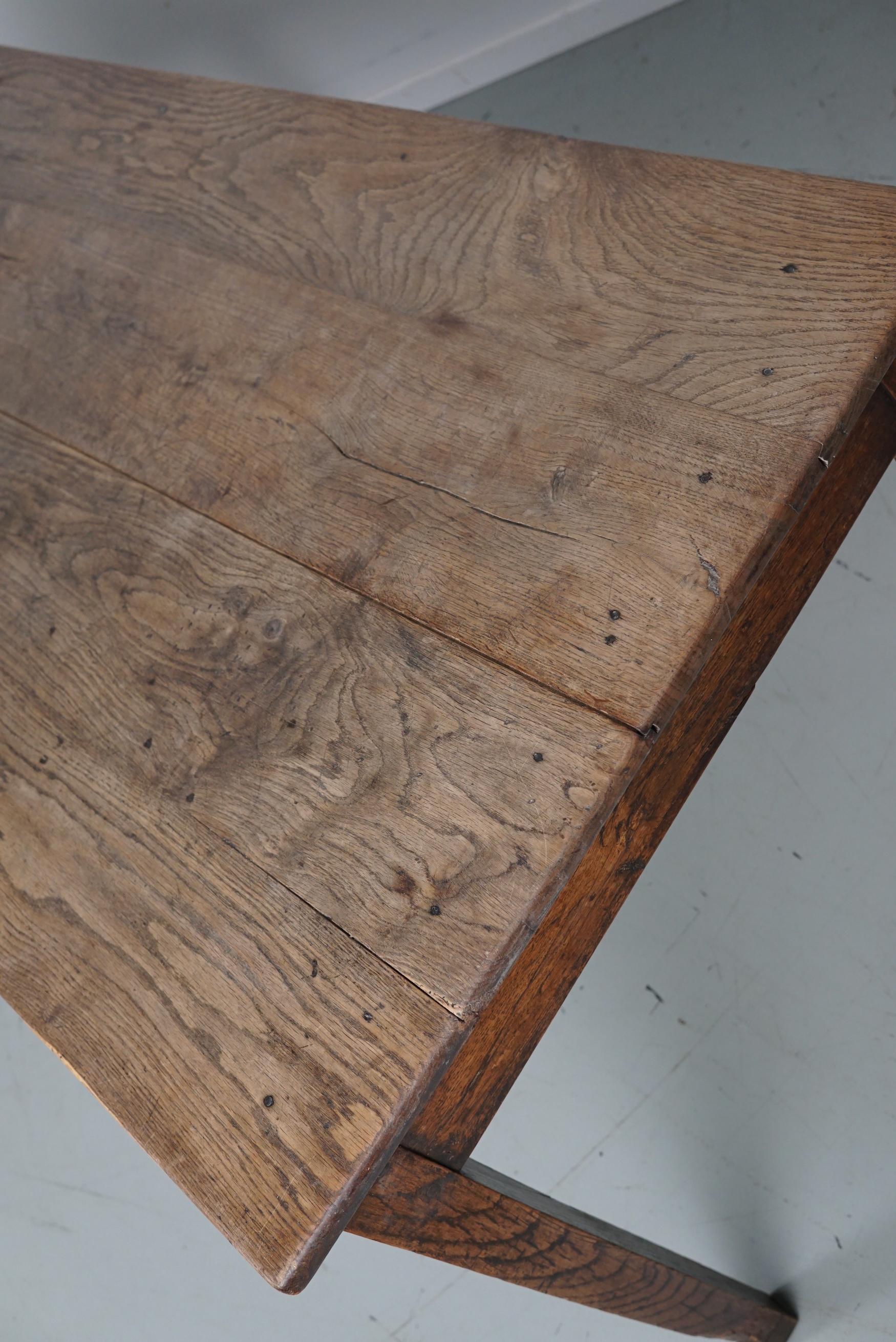 Antique Greyed Oak 19th Century French Rustic Farmhouse Dining Table For Sale 8