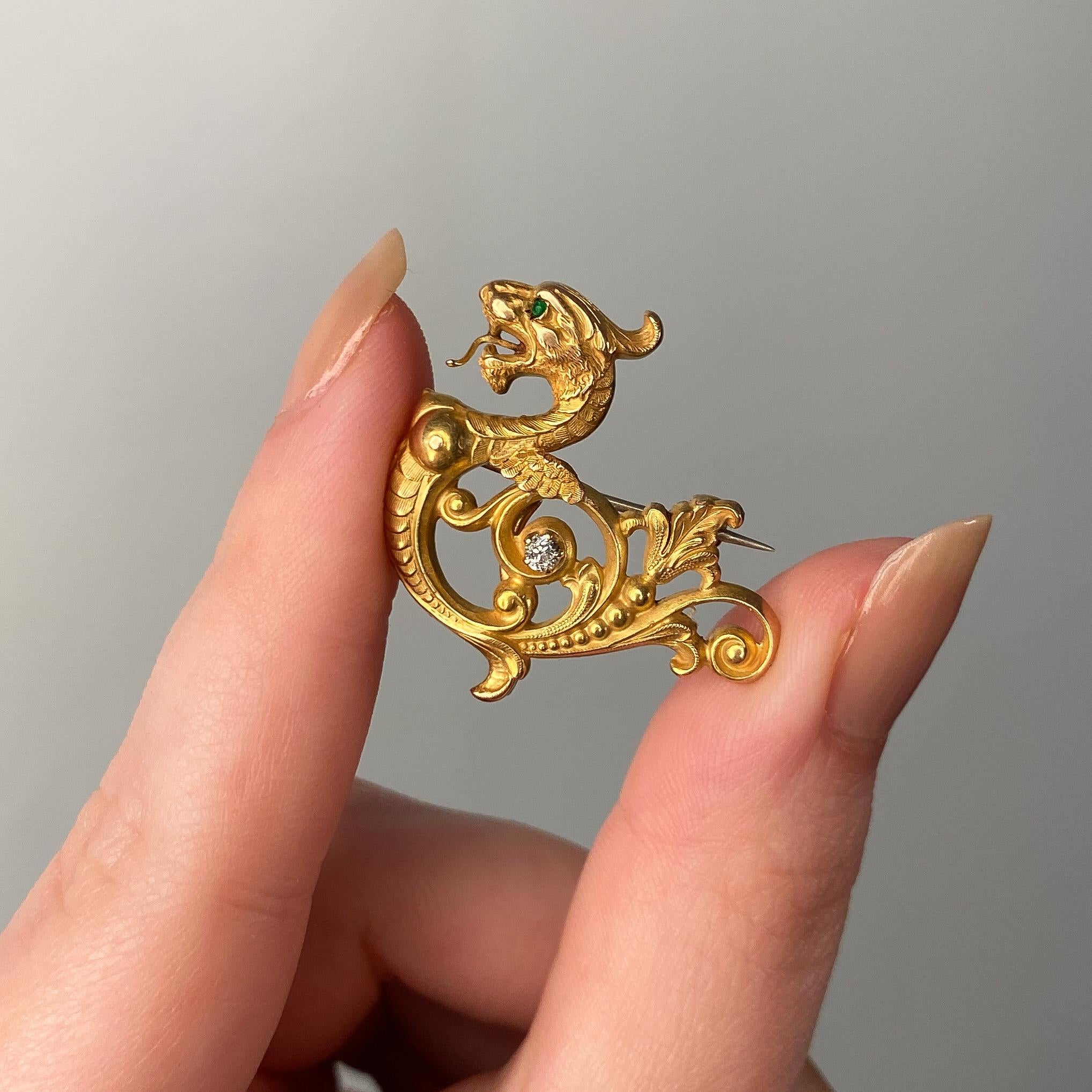 Antique Griffin Brooch of 14k Gold In Good Condition For Sale In Lewisburg, PA