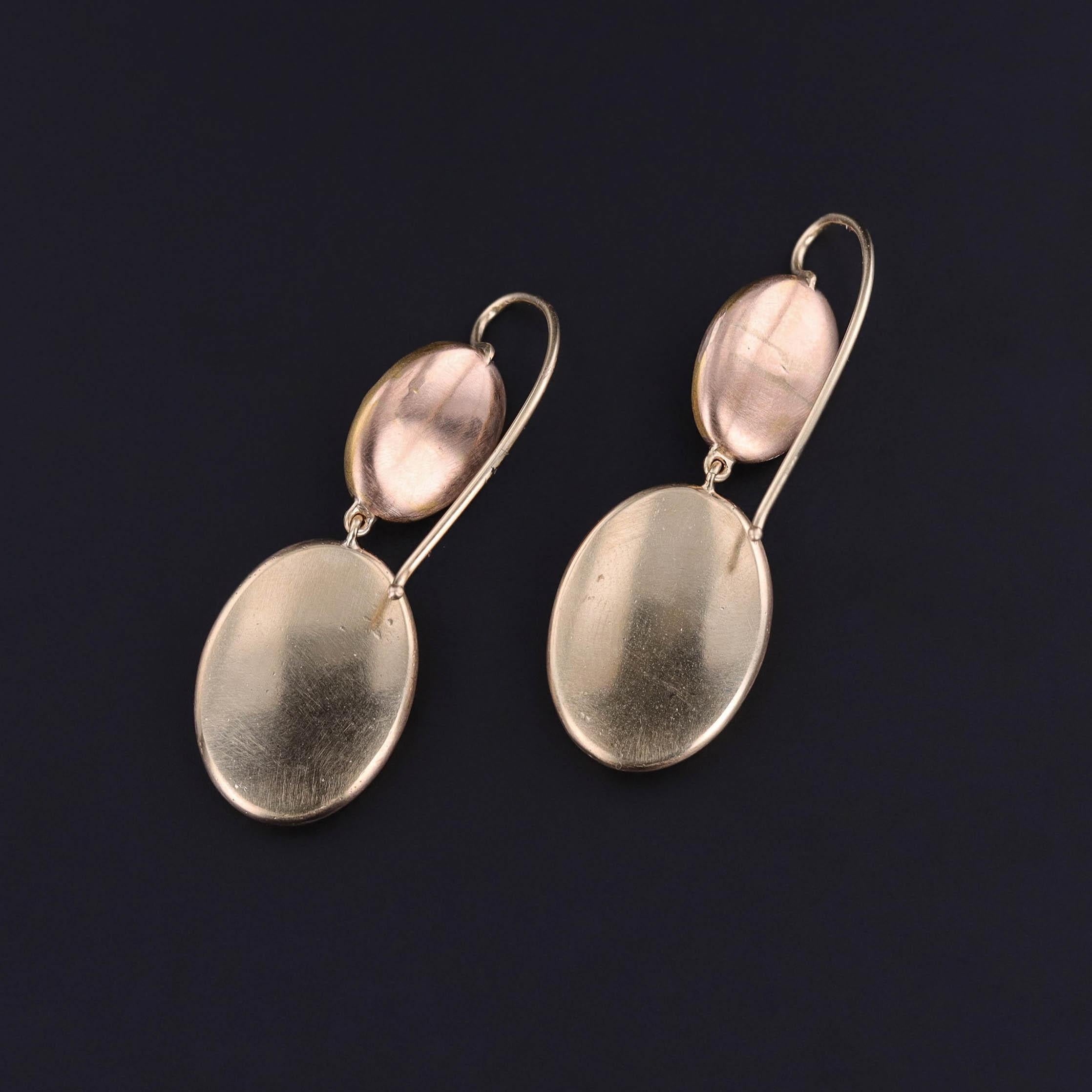 Antique Griffin Earrings of 14k Gold In Good Condition For Sale In Lewisburg, PA