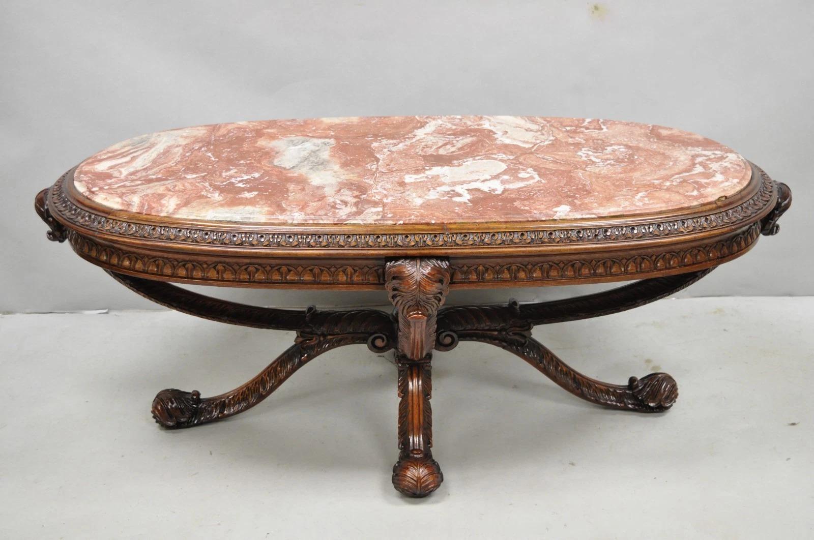 Veuillez nous envoyer un message avec votre code postal pour demander un devis plus raisonnable pour les frais d'expédition aux États-Unis.

Table basse ovale en acajou de style Prince de Galles (attribuée à The House of Antiques), sculptée de