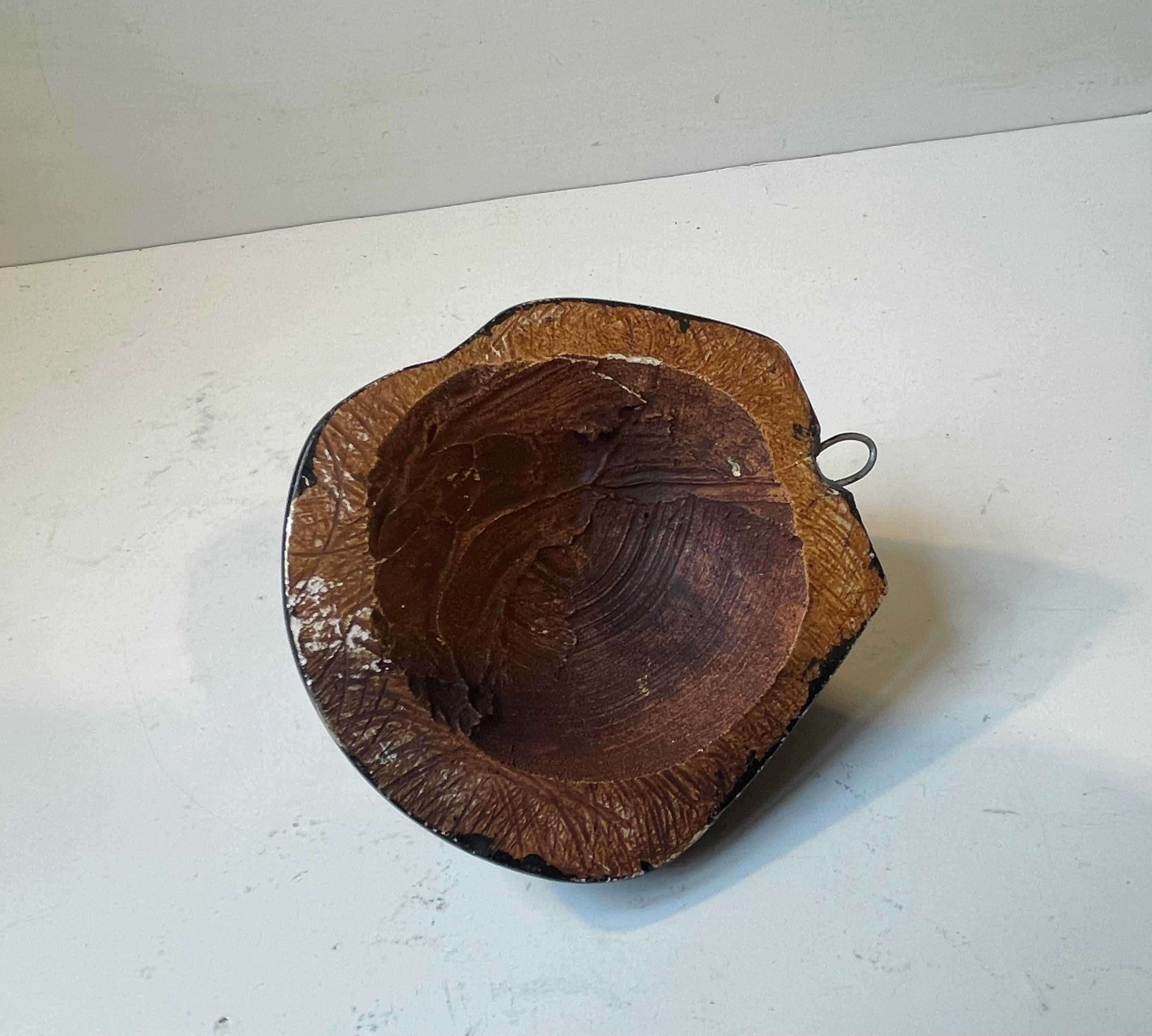 Antiguo Monje Grotesco Cabeza de Vela de Pared en Yeso, Italia 1900s Pintado a mano en venta