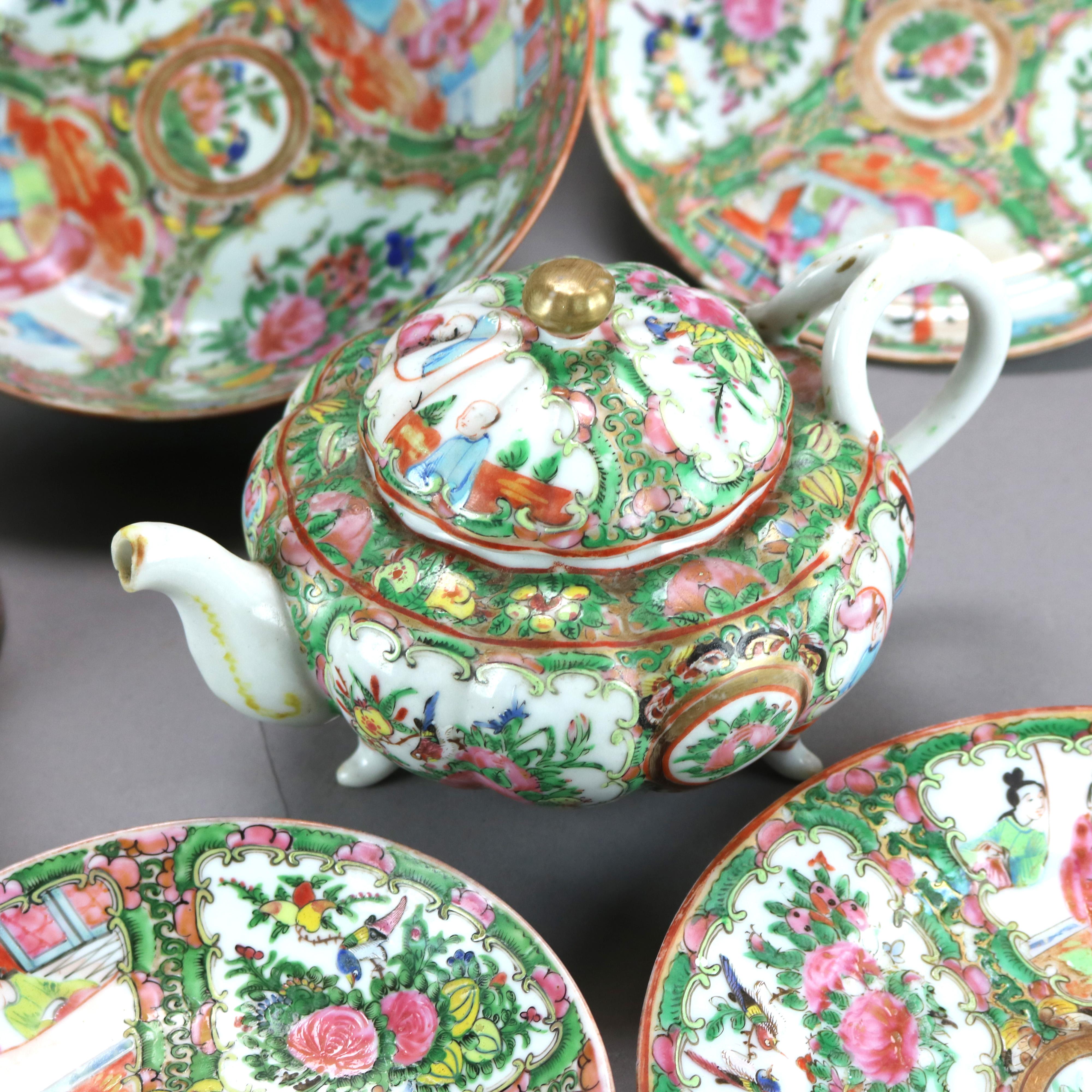 Antique Group of Fifteen Chinese Rose Medallion Porcelain Dining Pieces, c1900 3