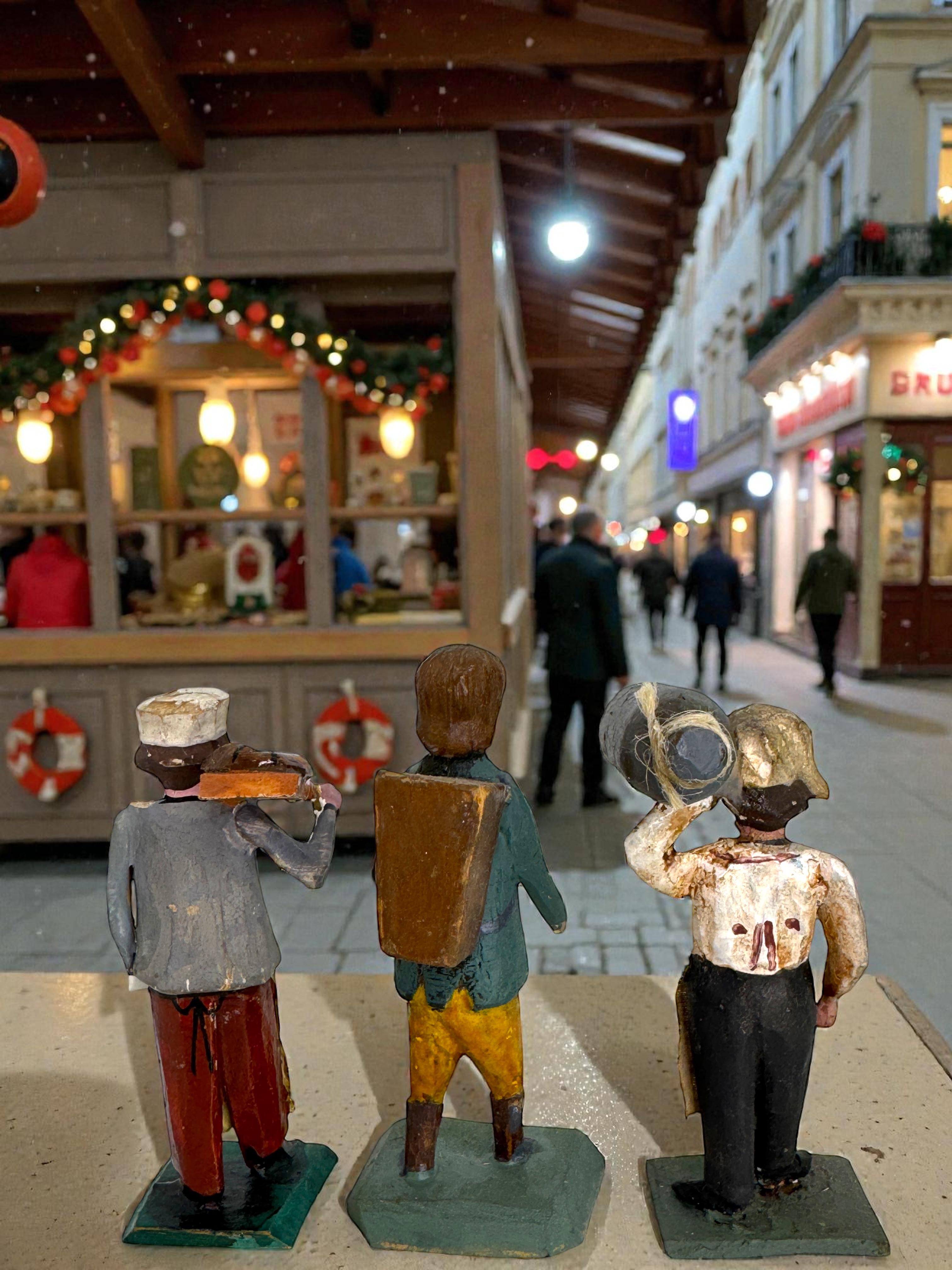 Antique Grulich Christmas Nativity Figure Lot, late 19th Century Folk Art en venta 4