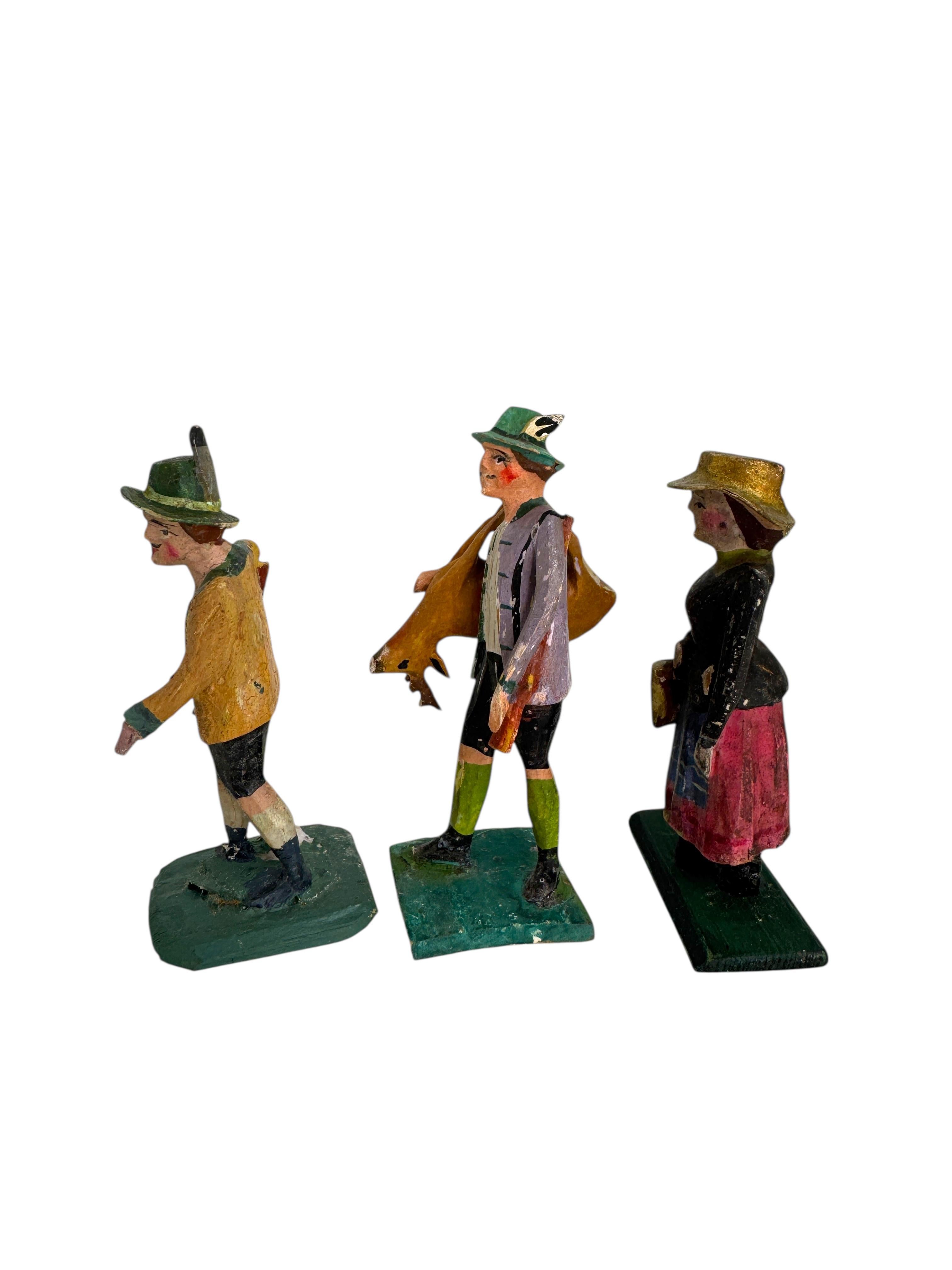 Antique Grulich Christmas Nativity Figure Lot, late 19th Century Folk Art Arte popular en venta