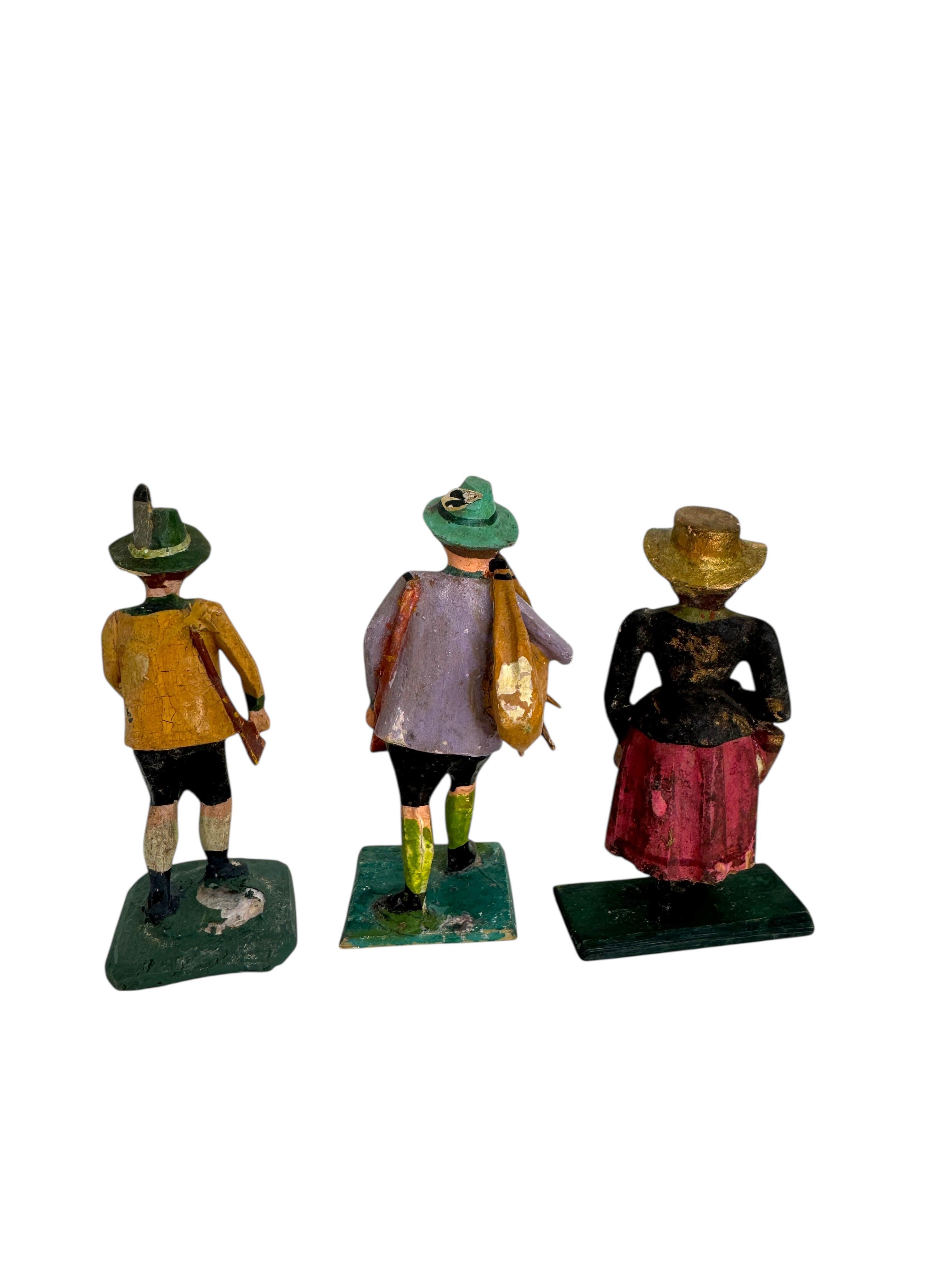 Antique Grulich Christmas Nativity Figure Lot, late 19th Century Folk Art Checo en venta