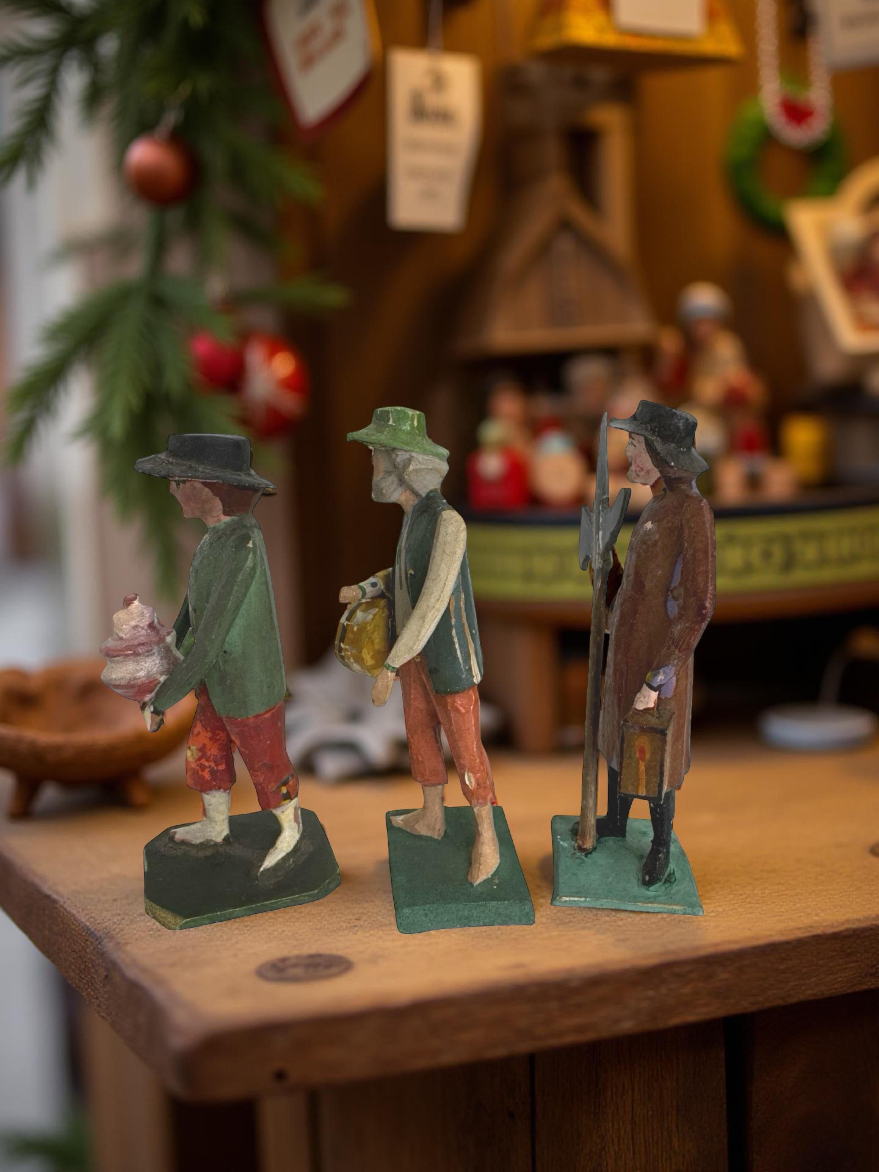 Antique Grulich Christmas Nativity Figure Lot, late 19th Century Folk Art siglo XIX en venta