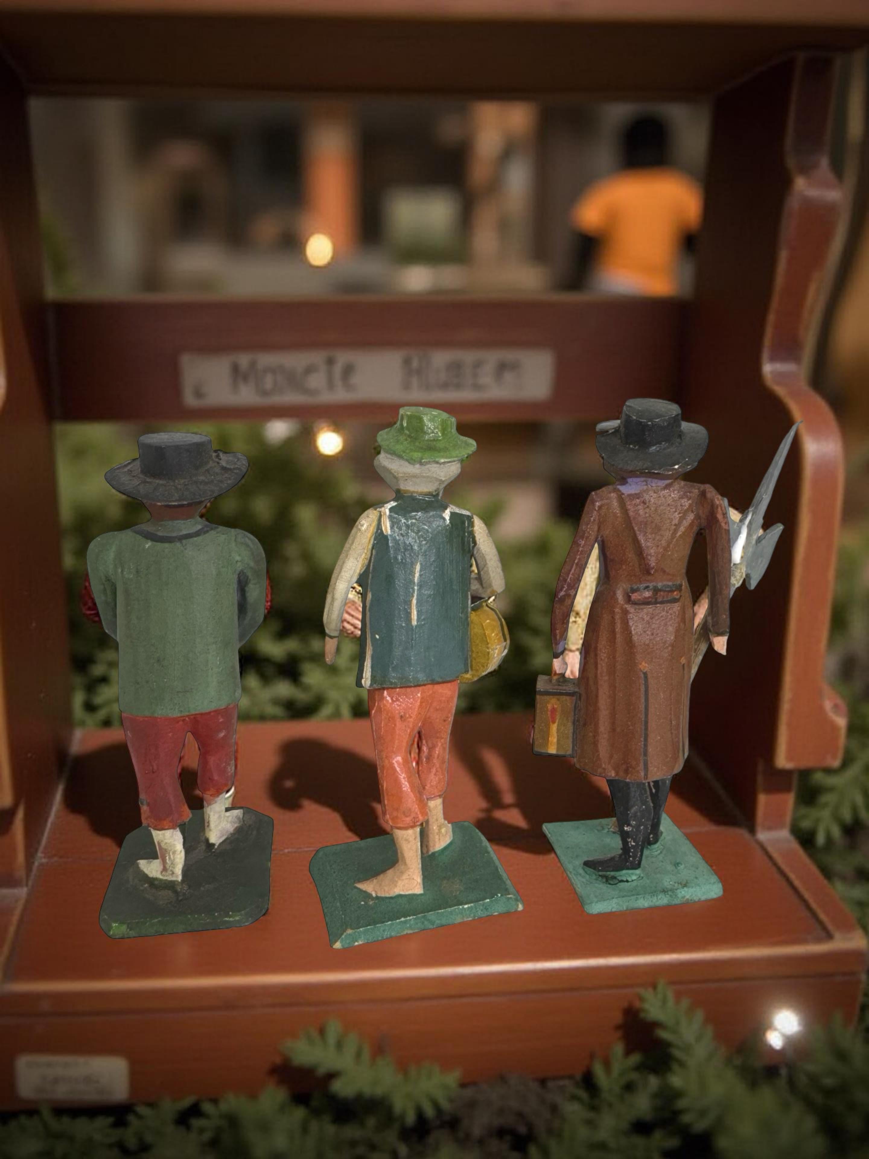 Antique Grulich Christmas Nativity Figure Lot, late 19th Century Folk Art Madera en venta