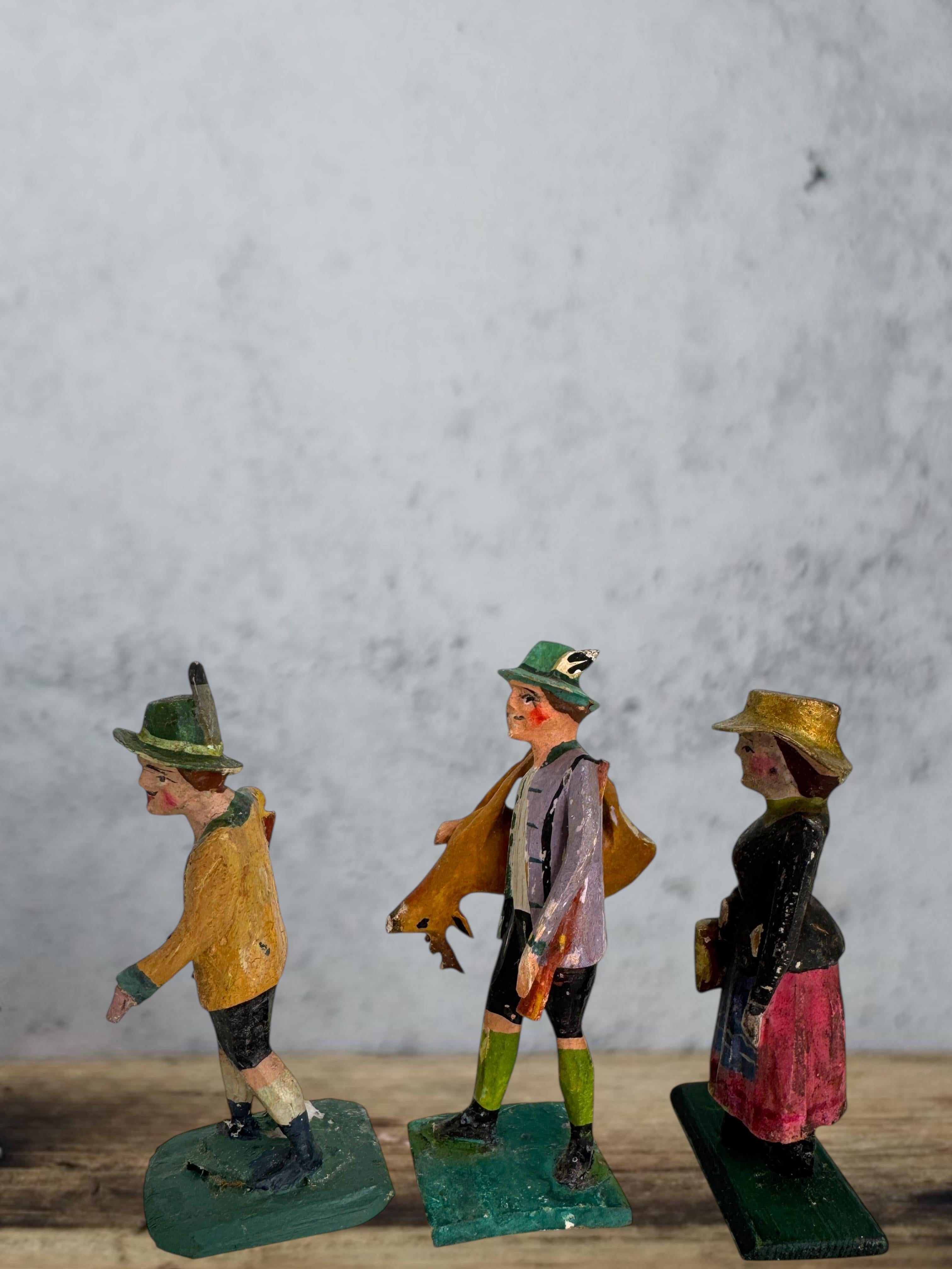 Antique Grulich Christmas Nativity Figure Lot, late 19th Century Folk Art Madera en venta