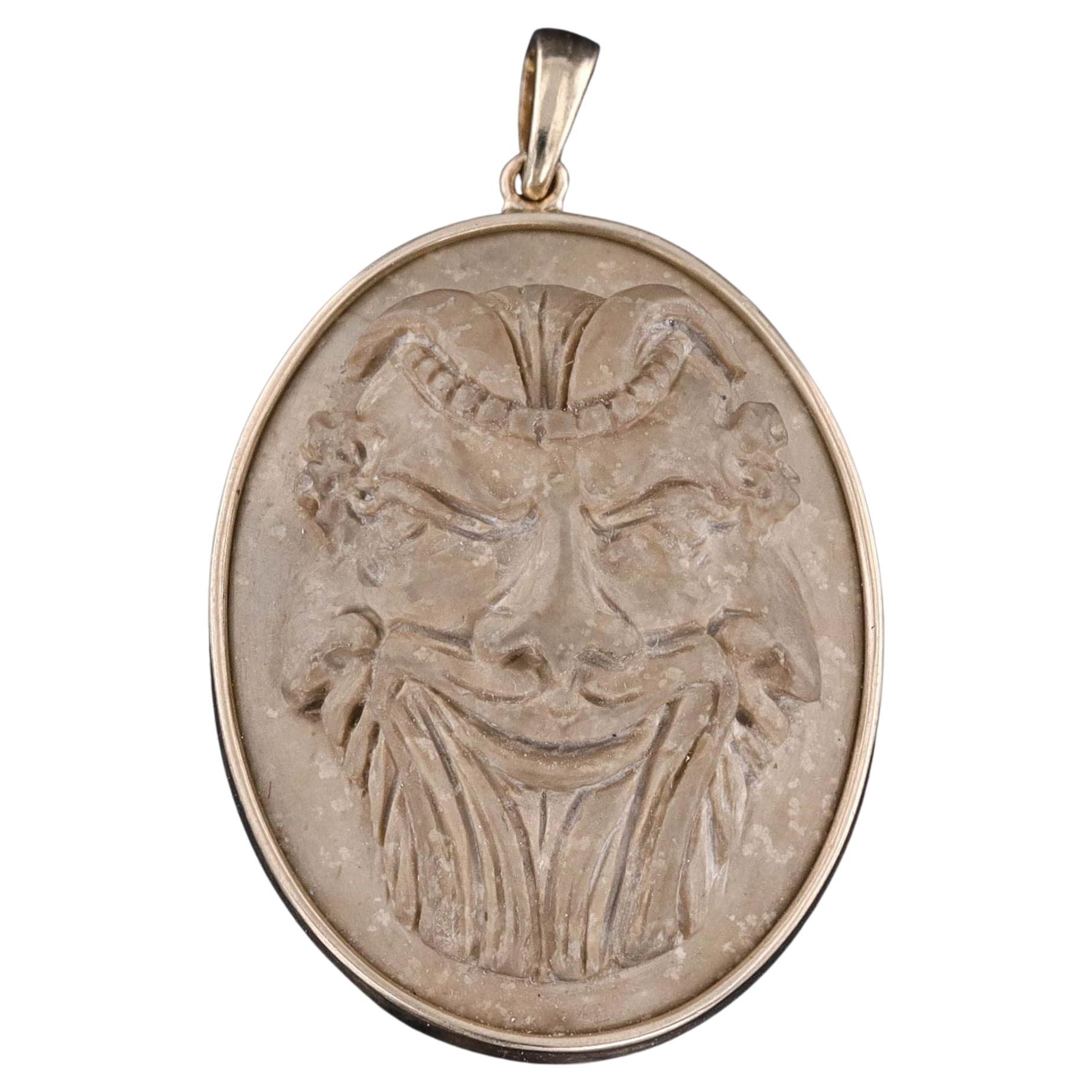 Antiker Gryllos Lava-Kamee-Anhänger aus 14 Karat Gold im Angebot