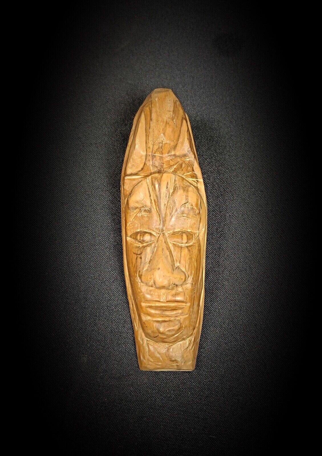 Legno Antica maschera guatemalteca scolpita a mano in legno con etichetta originale - 2Y147 in vendita