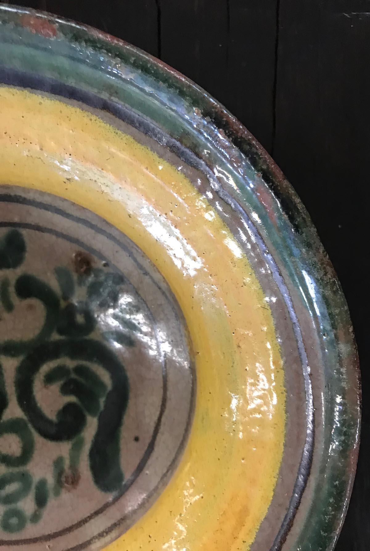 Antique Guatemalan Majolica In Good Condition In Los Angeles, CA