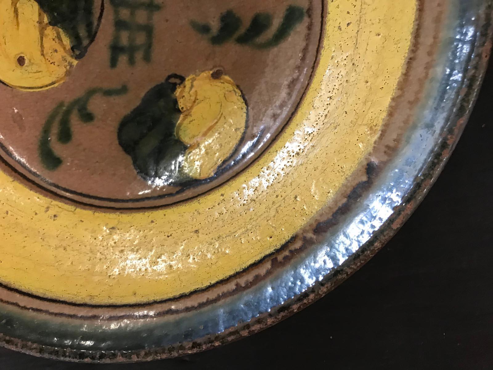 Antique Guatemalan Majolica, Three Yellow and Green Flowers In Good Condition In Los Angeles, CA