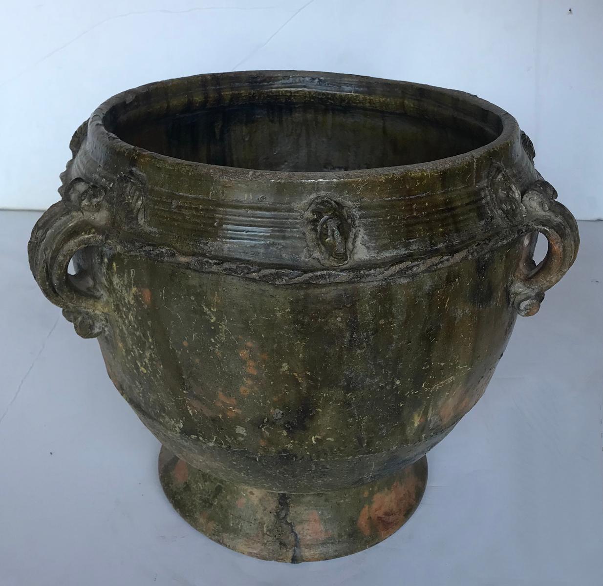 Antique Guatemalan Water Storage Pot, Trubal 9