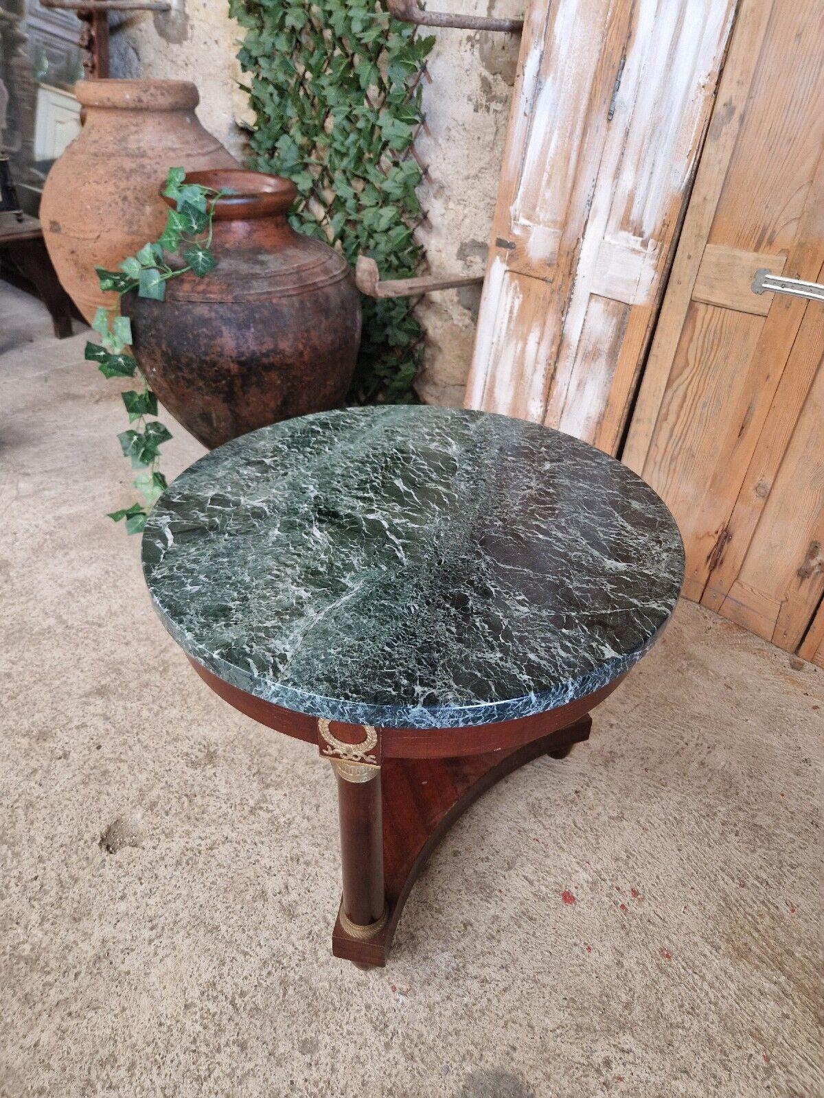 Bronze Ancienne table Empire Gueridon avec détails en bronze  en vente