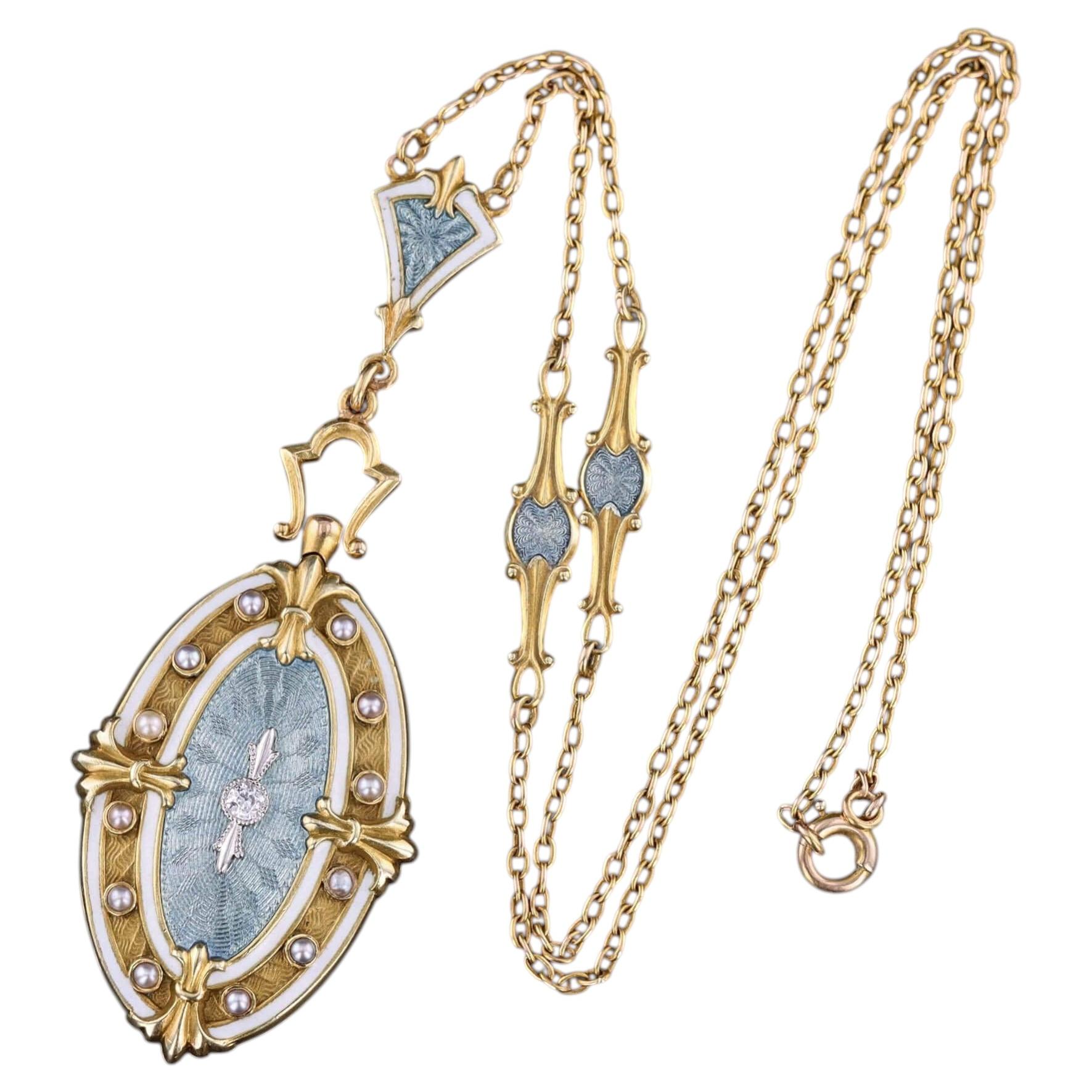Collier ancien en émail guilloché et diamants en or 14k
