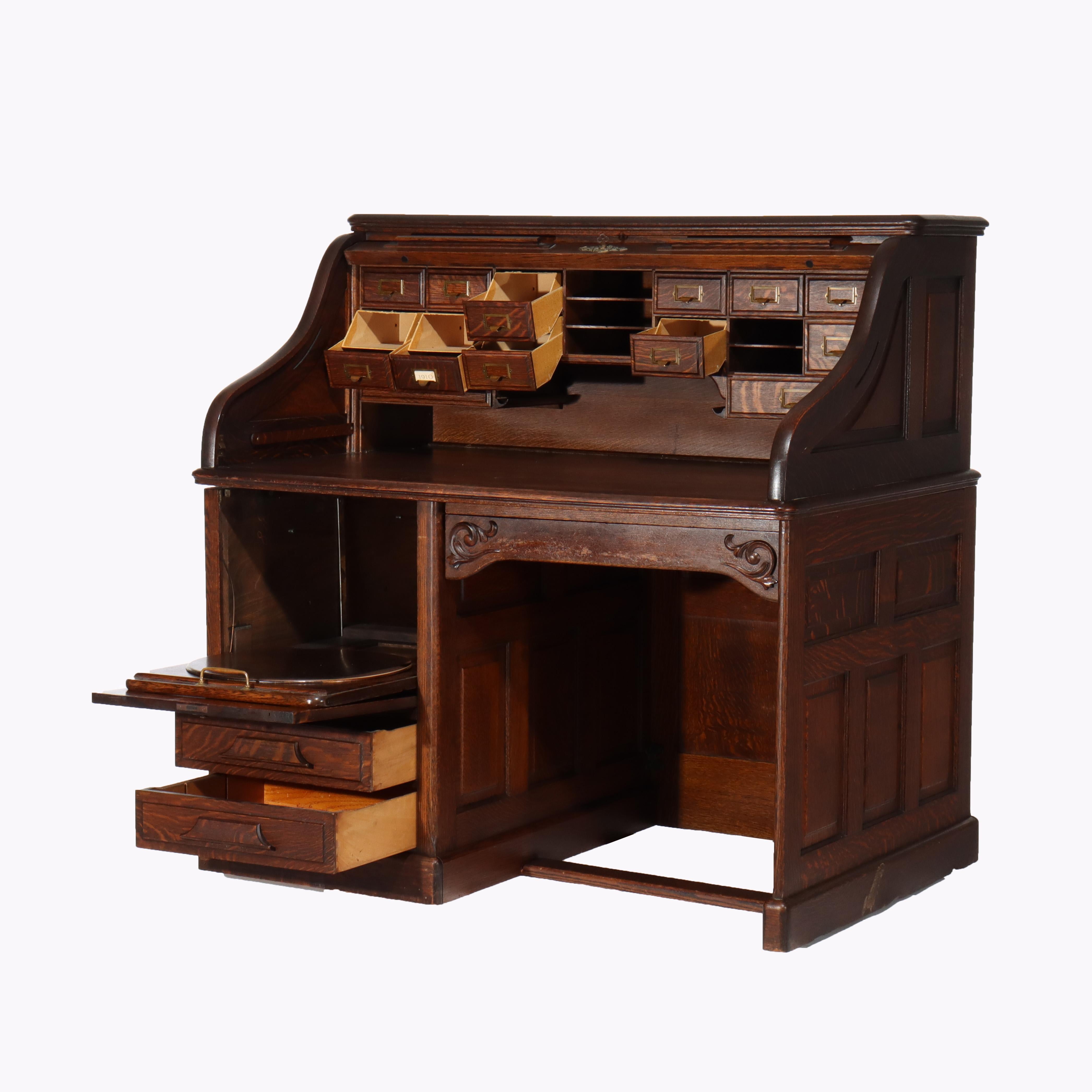 Antike Gunn Möbel Co. Eiche S-Roll Top Paneled Single Pedestal Desk c1900 im Zustand „Gut“ im Angebot in Big Flats, NY