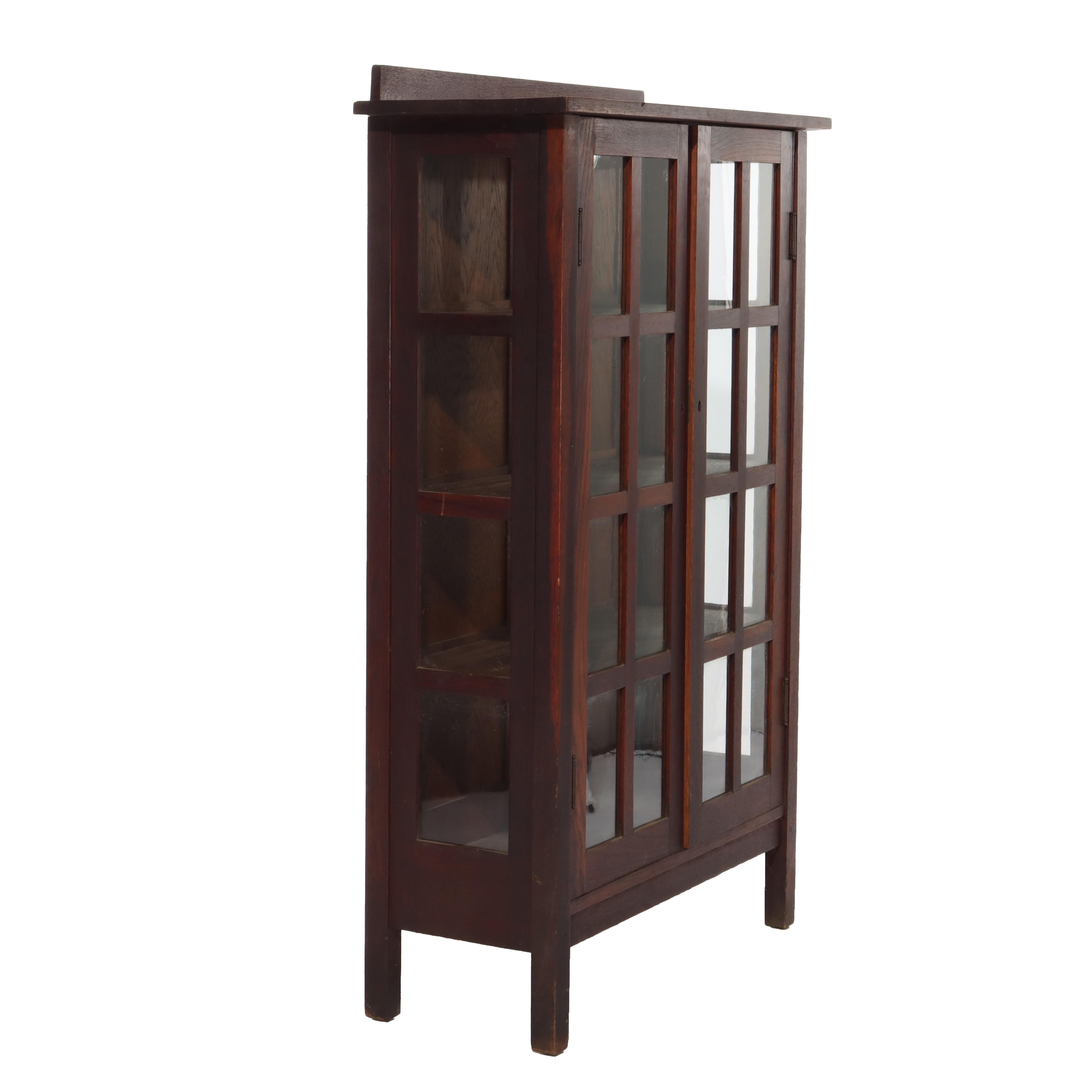 Antico Gustav Stickley attr. Libreria a due ante in Oak Arts & Crafts C1910 in vendita 4