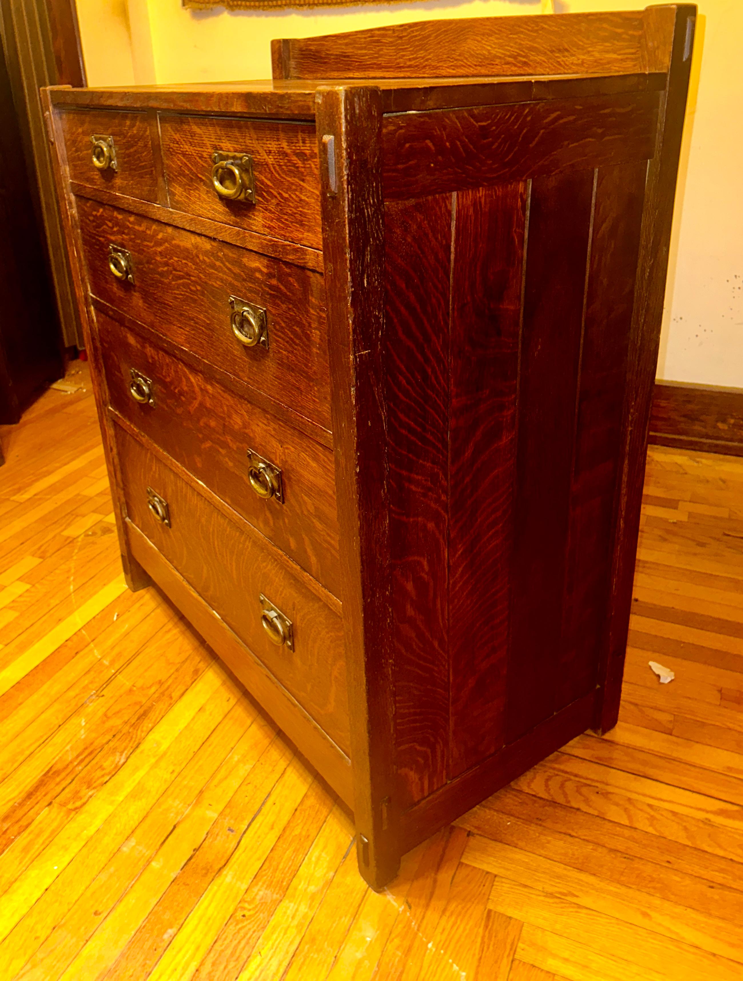 Antigua cómoda GUSTAV STICKLEY de 1916.  ¡Firmado! - W7960   REBAJAS 20 en venta 9
