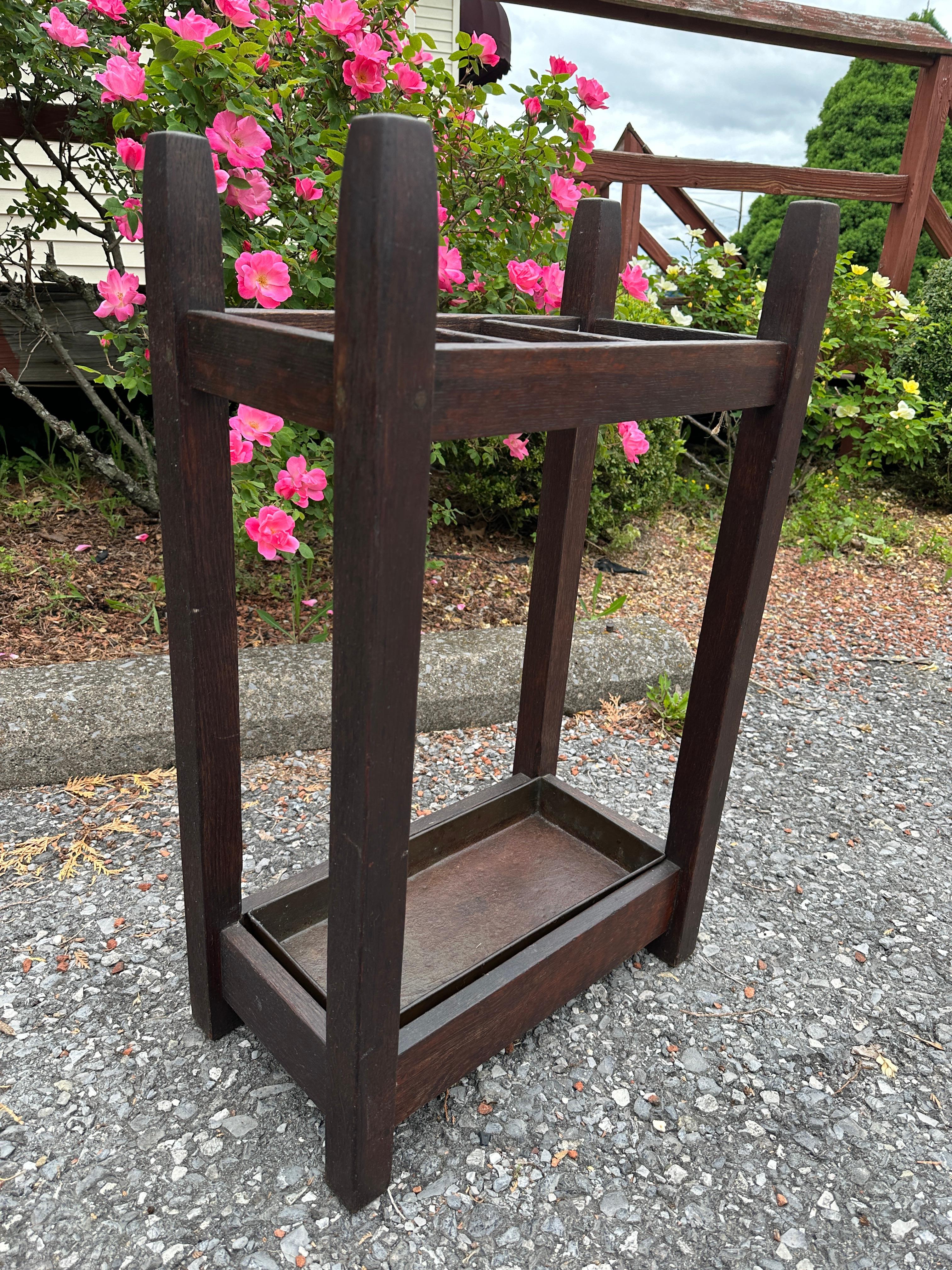 ANTIQUE  GUSTAV STICKLEY Double Umbrella Stand with Original Metal Liner - W7999 For Sale 8