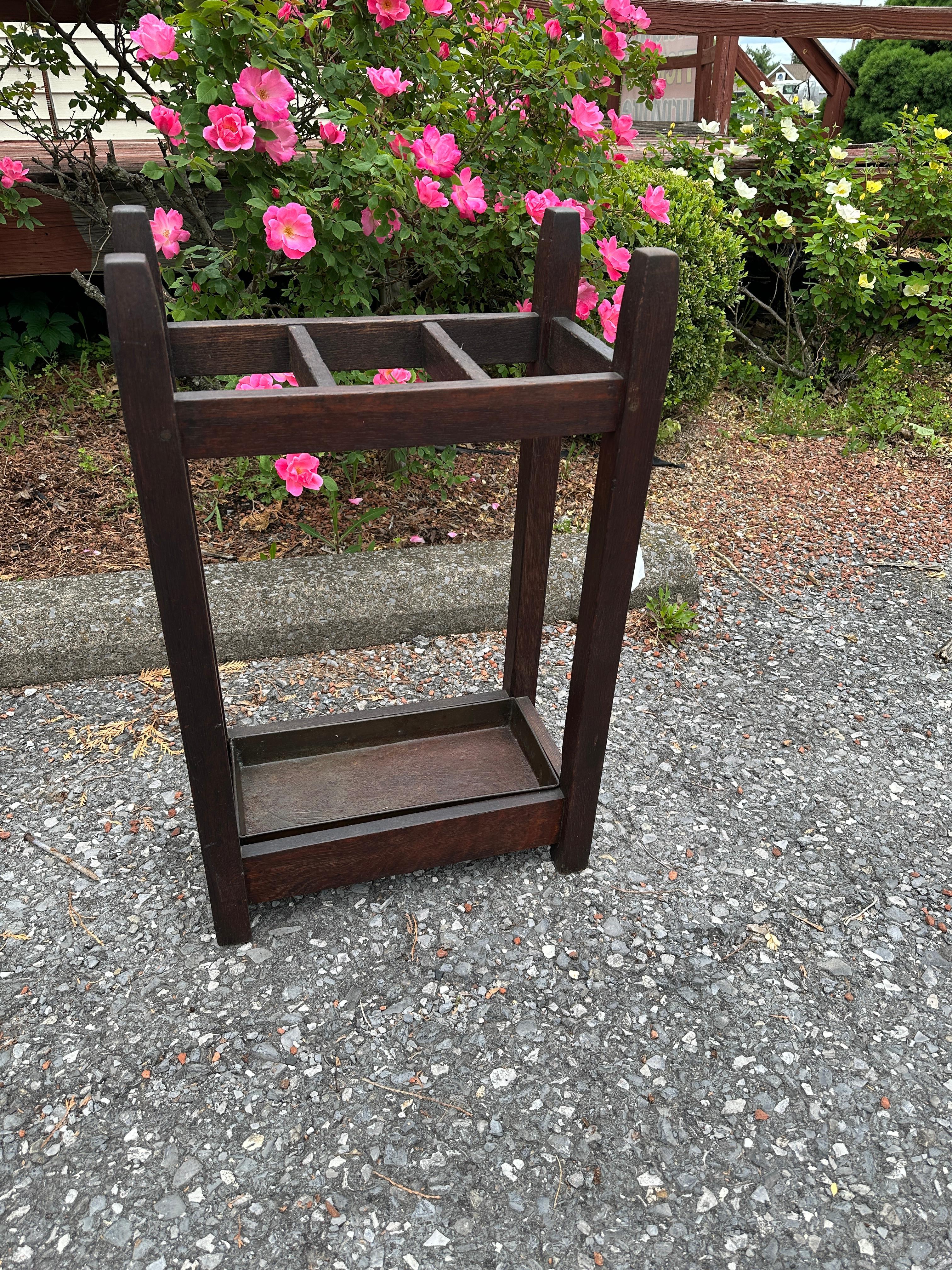ANTIQUE  GUSTAV STICKLEY Double Umbrella Stand with Original Metal Liner - W7999 For Sale 9