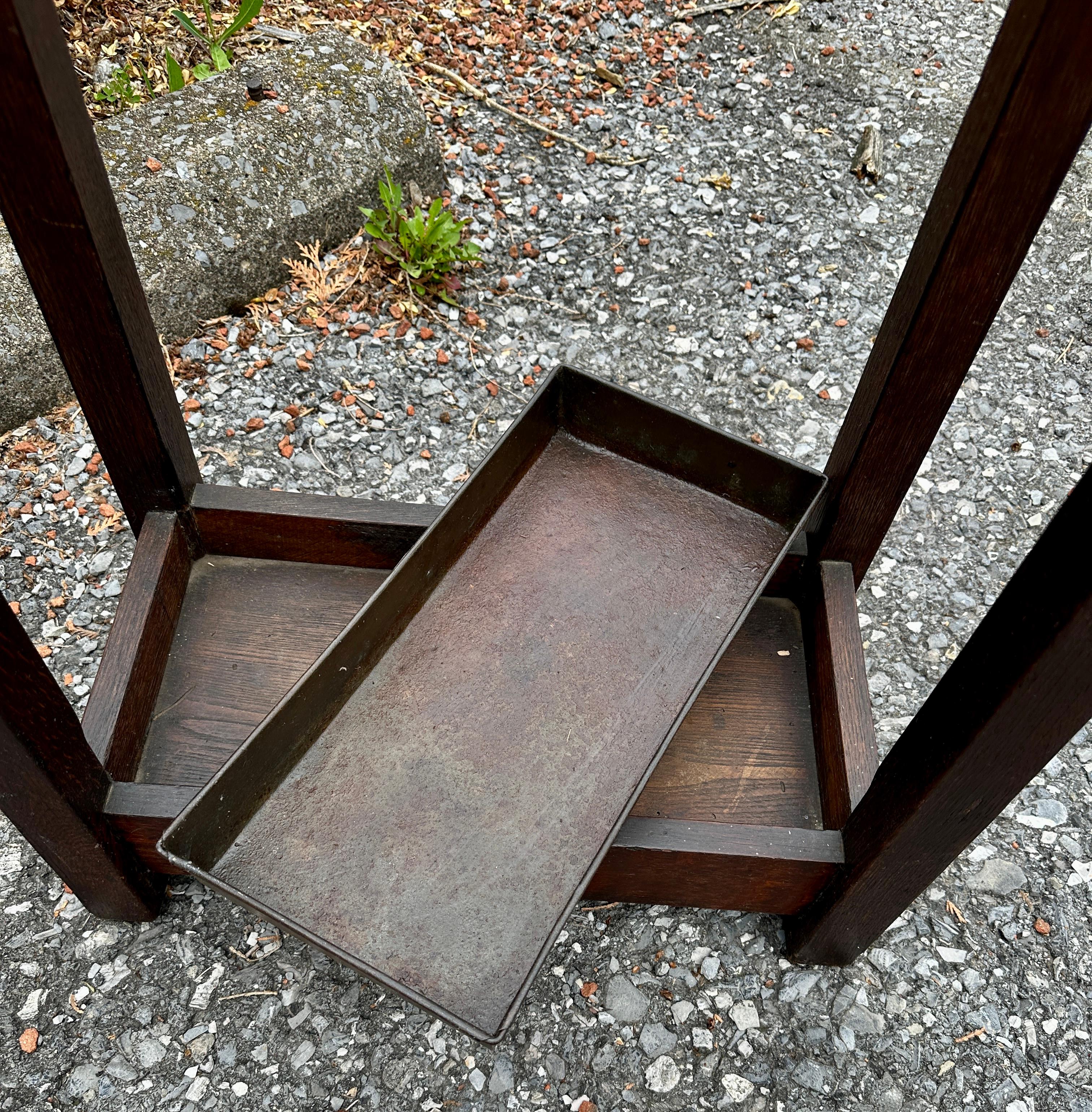 Arts and Crafts ANTIQUE  GUSTAV STICKLEY Double Umbrella Stand with Original Metal Liner - W7999 For Sale