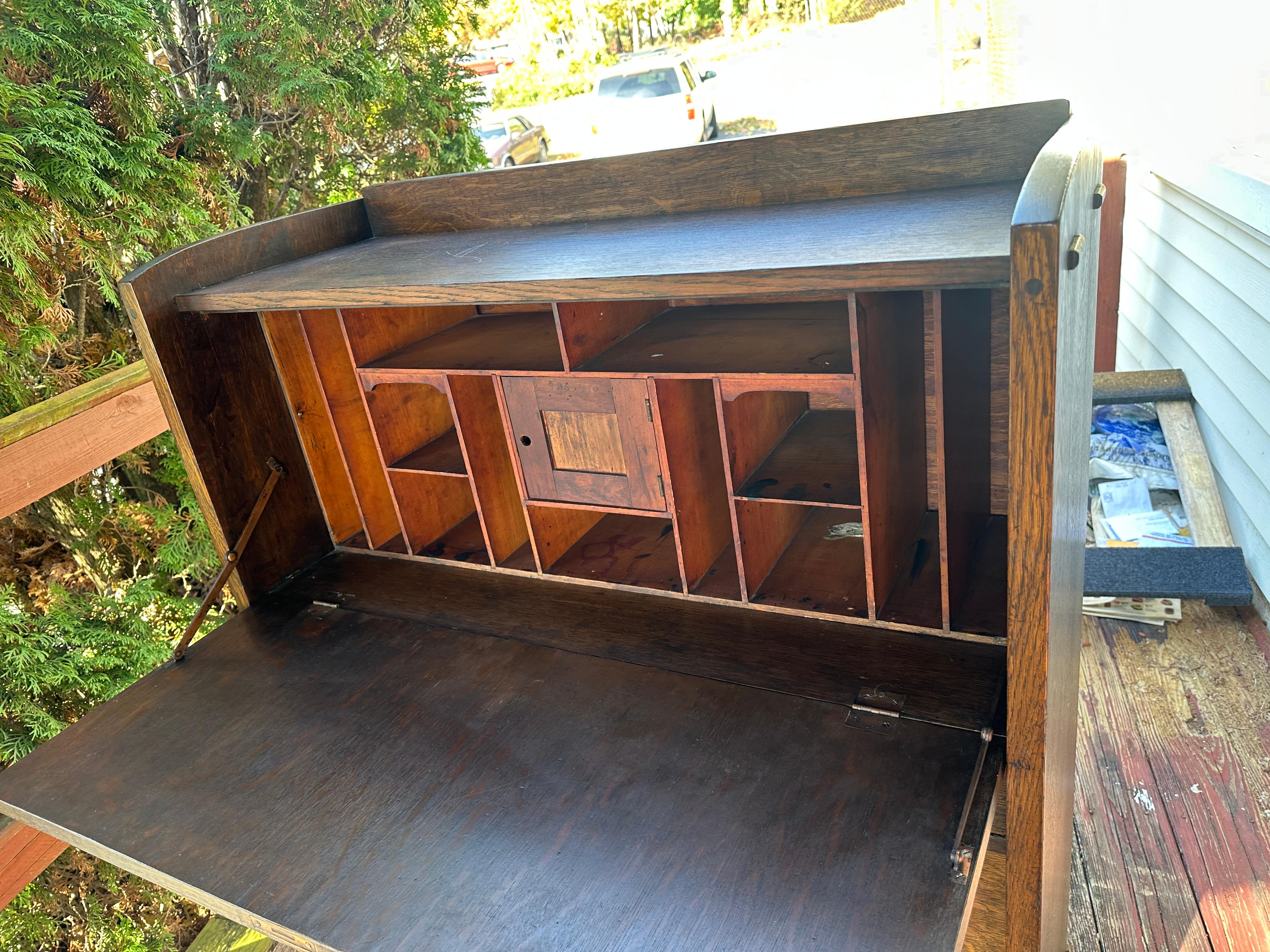 Antiker GUSTAV STICKLEY Drop Front-Schreibtisch PERIOD DESK - W5844           MUSS  VERKAUFEN im Angebot 11