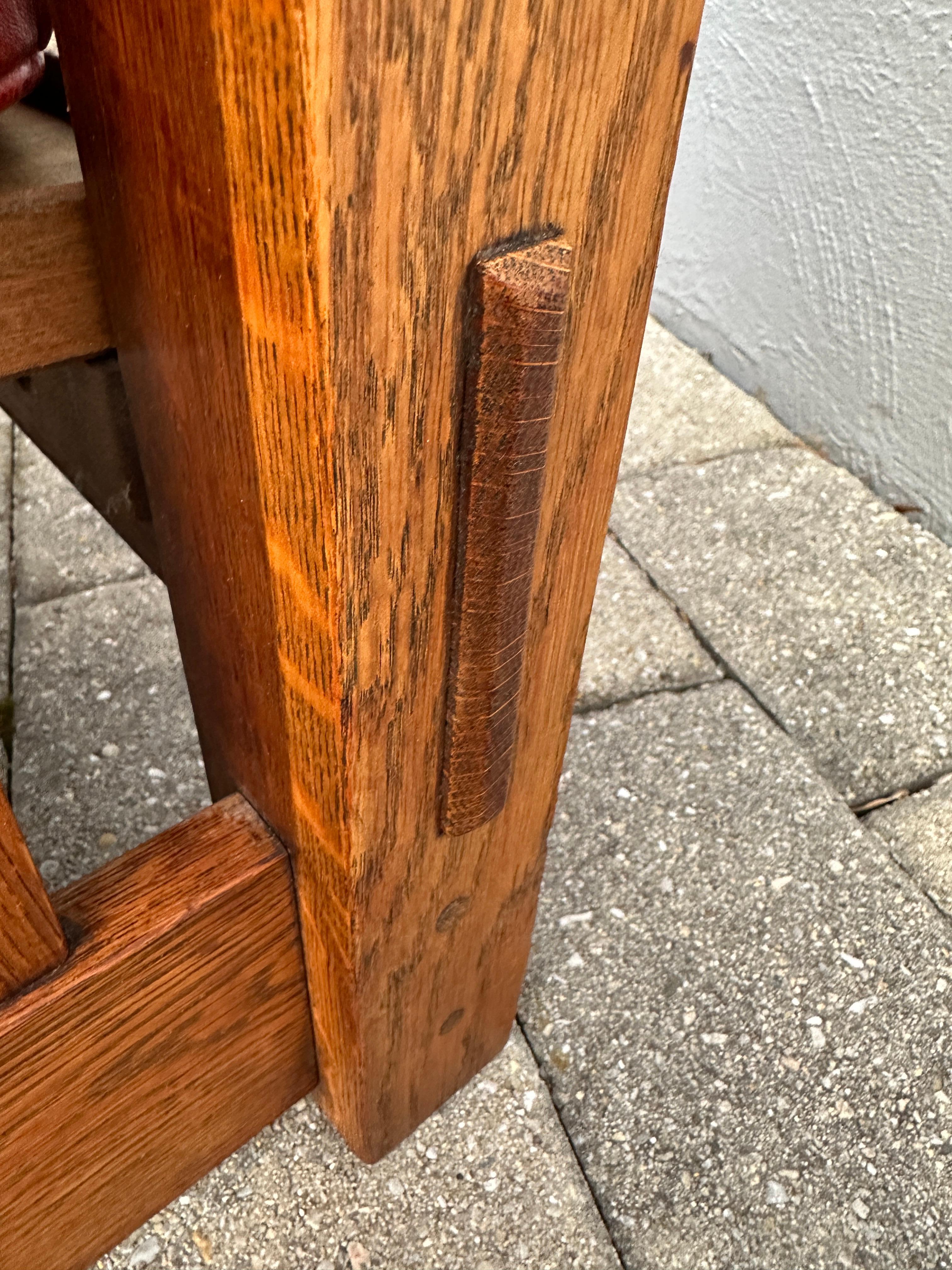 Antique Gustav Stickley MORRIS Chair (#332) and Matching Footstool (#300) w 7559 2