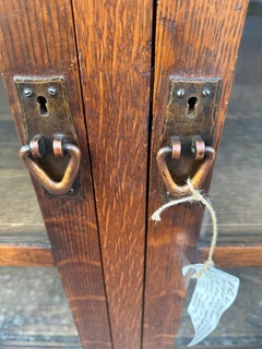 Antique Gustav Stickley  Bookcase, signed  w' paper label as pic       MUST SELL