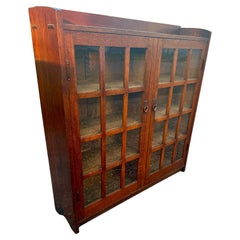 Antique Gustav Stickley  Bookcase, signed  w' paper label as pic       MUST SELL