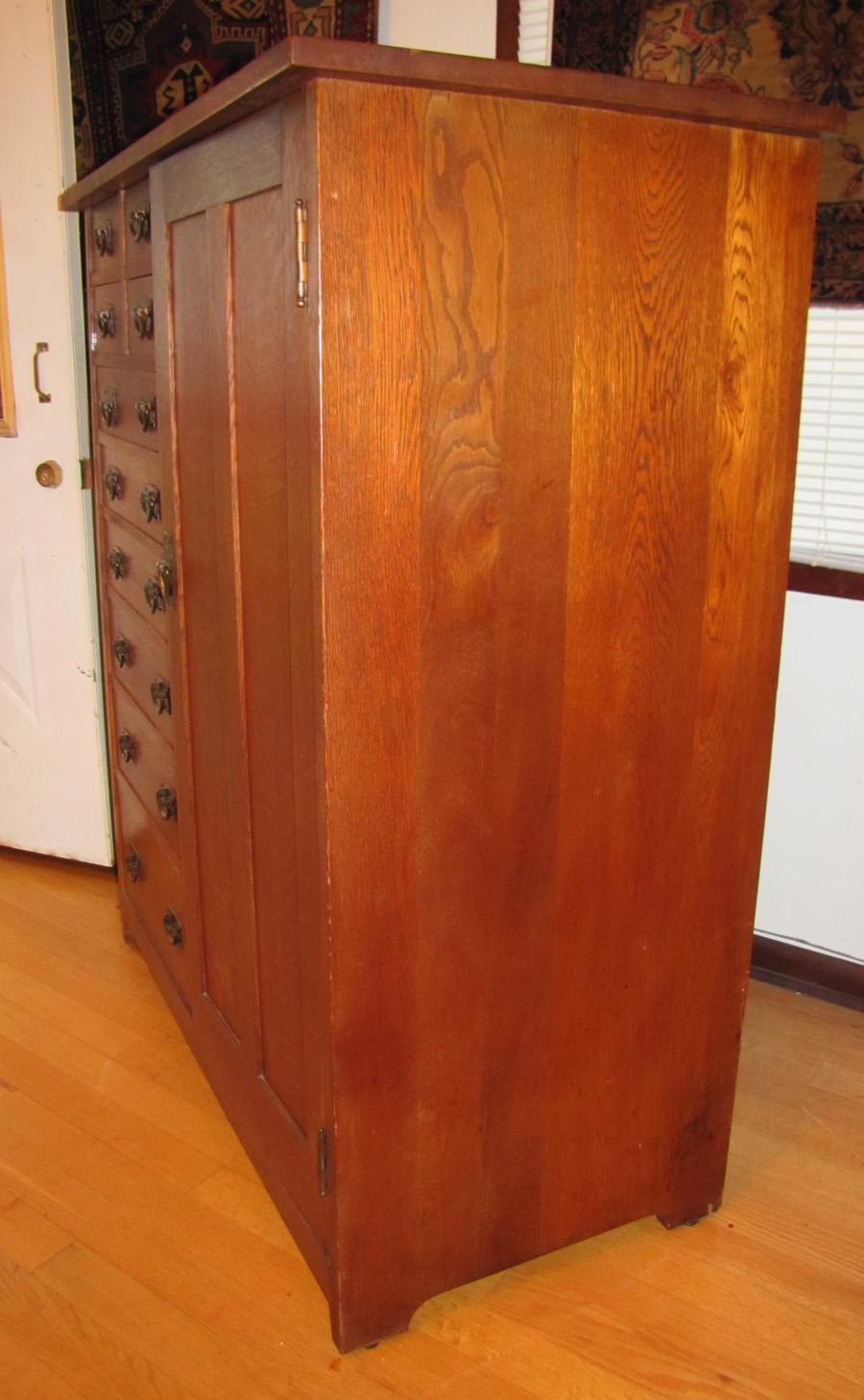 ANTIGÜEDAD importante  Armario Gustav Stickley - W1875   EXTRA  OFF en venta 5