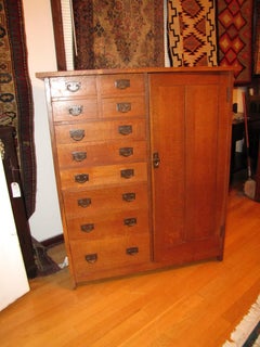 ANTIQUE important  Gustav Stickley Wardrobe - W1875   EXTRA  OFF
