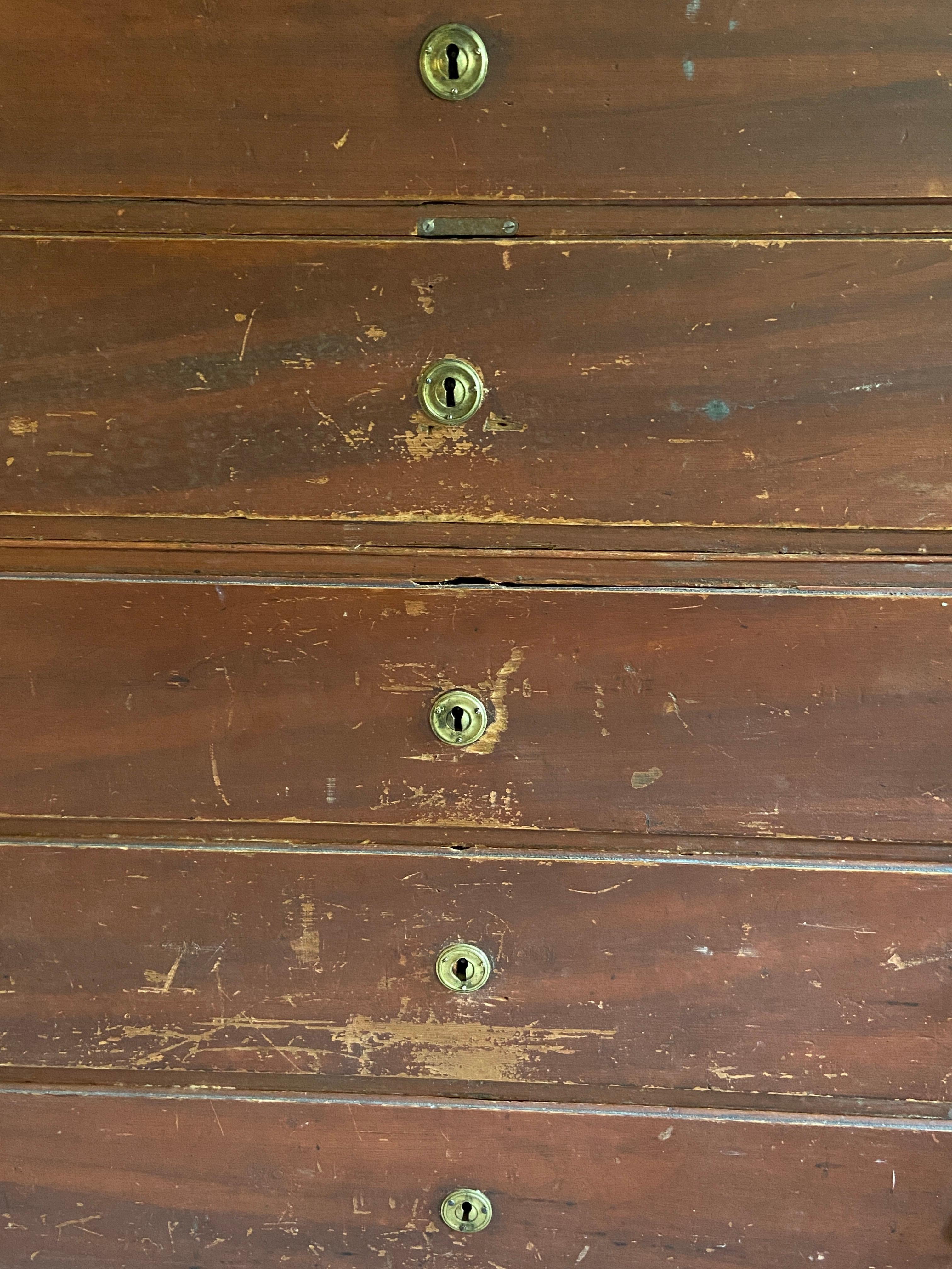 Antique Gustavian Chest-on-chest with Original Paint and Hardware, Sweden, 1780s For Sale 8