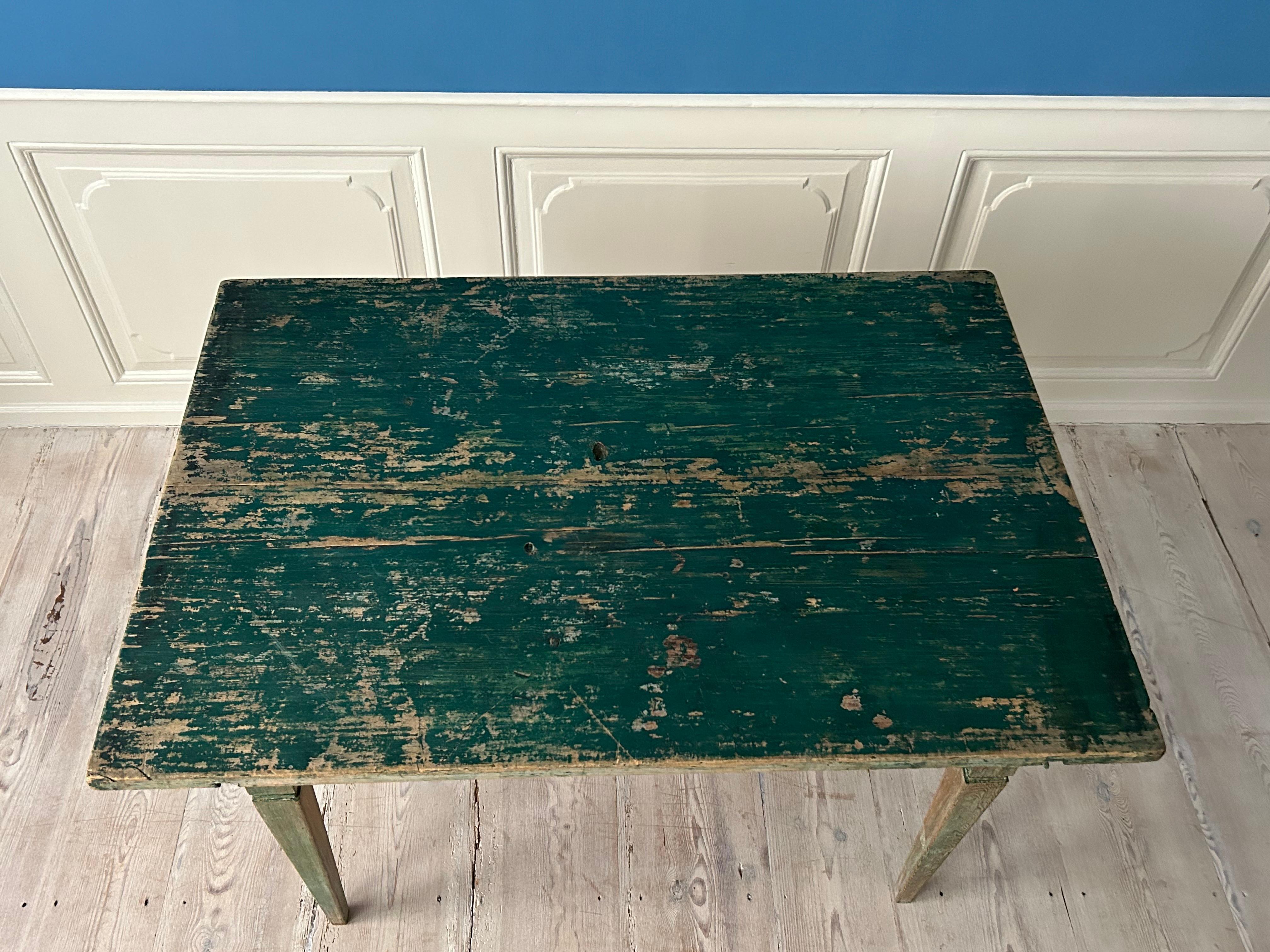 Hand-Crafted Antique Gustavian Pine Table with Green Paint, Sweden, Late 18th Century For Sale