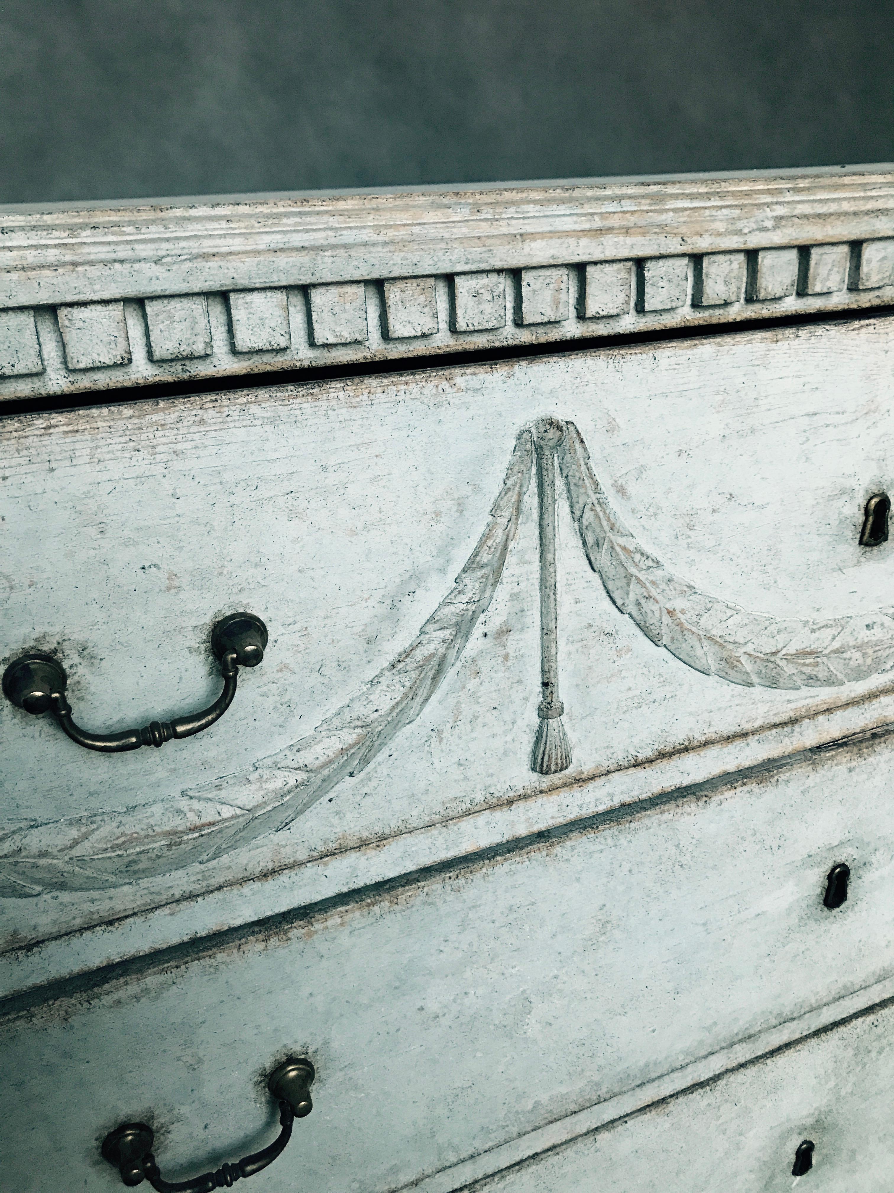 Antique Gustavian Style Chest of Drawers, 1860s For Sale 2