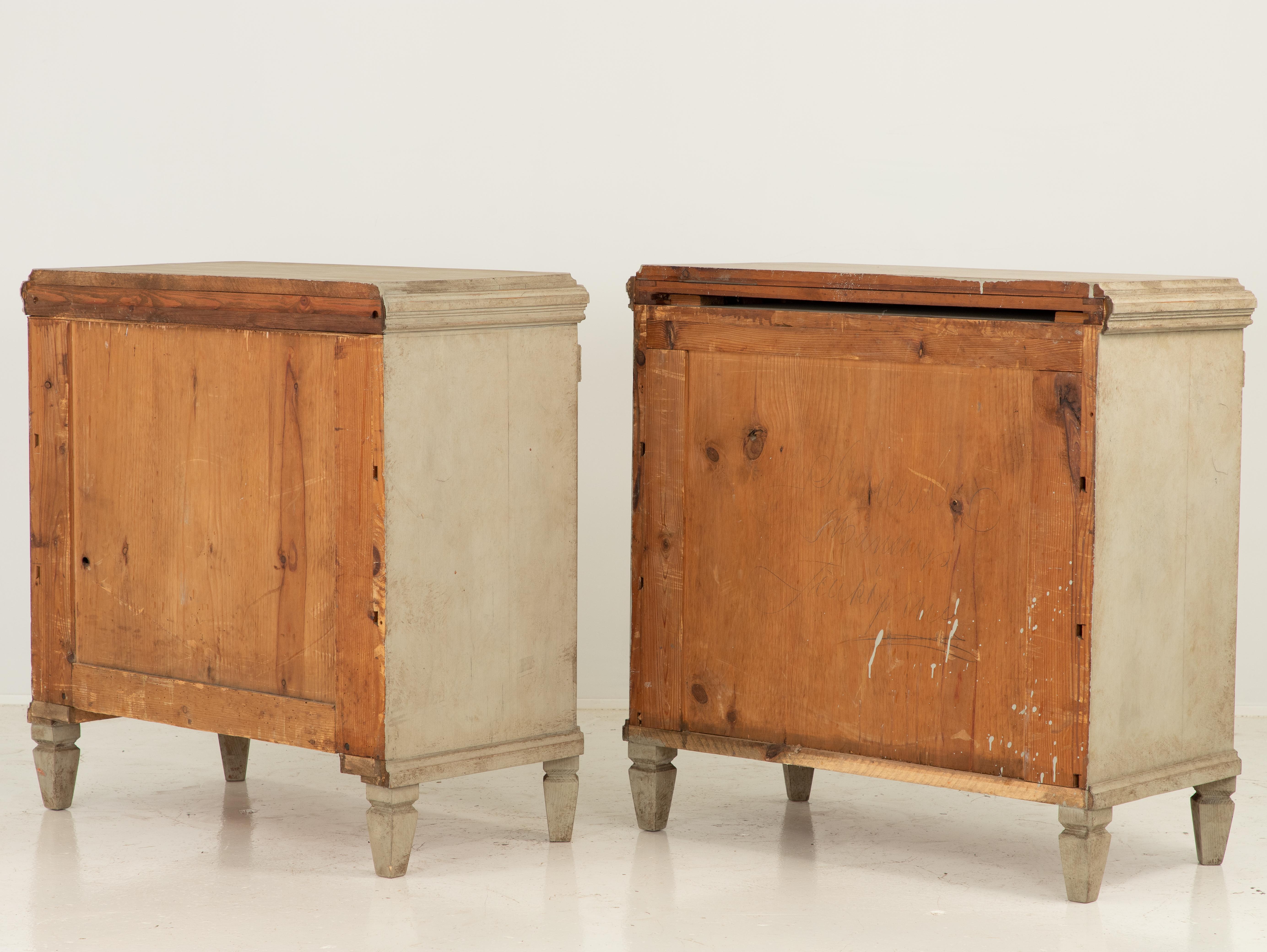 Antique Gustavian Style Chests of Drawers, a Pair In Good Condition For Sale In South Salem, NY