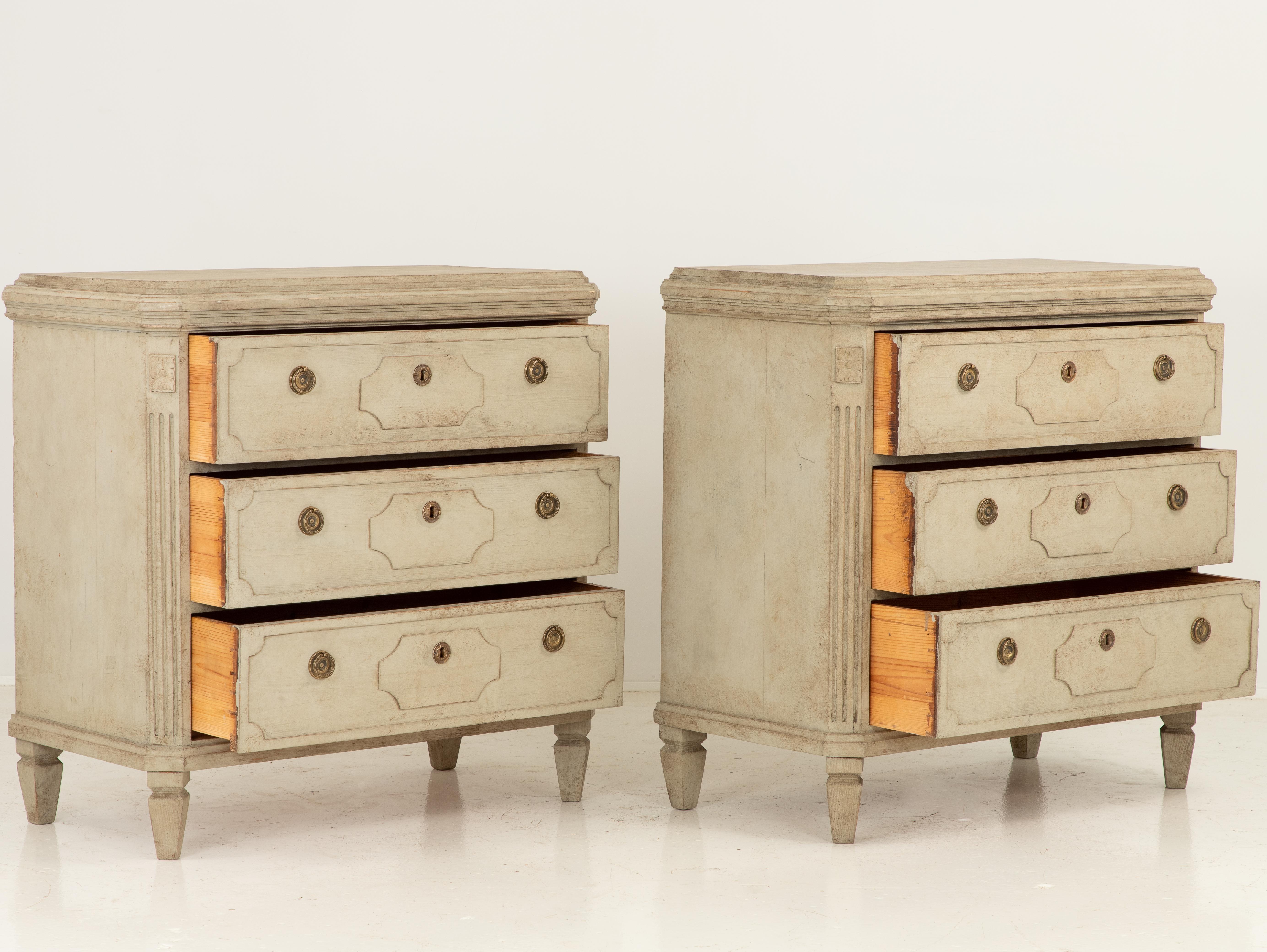 Pine Antique Gustavian Style Chests of Drawers, a Pair For Sale