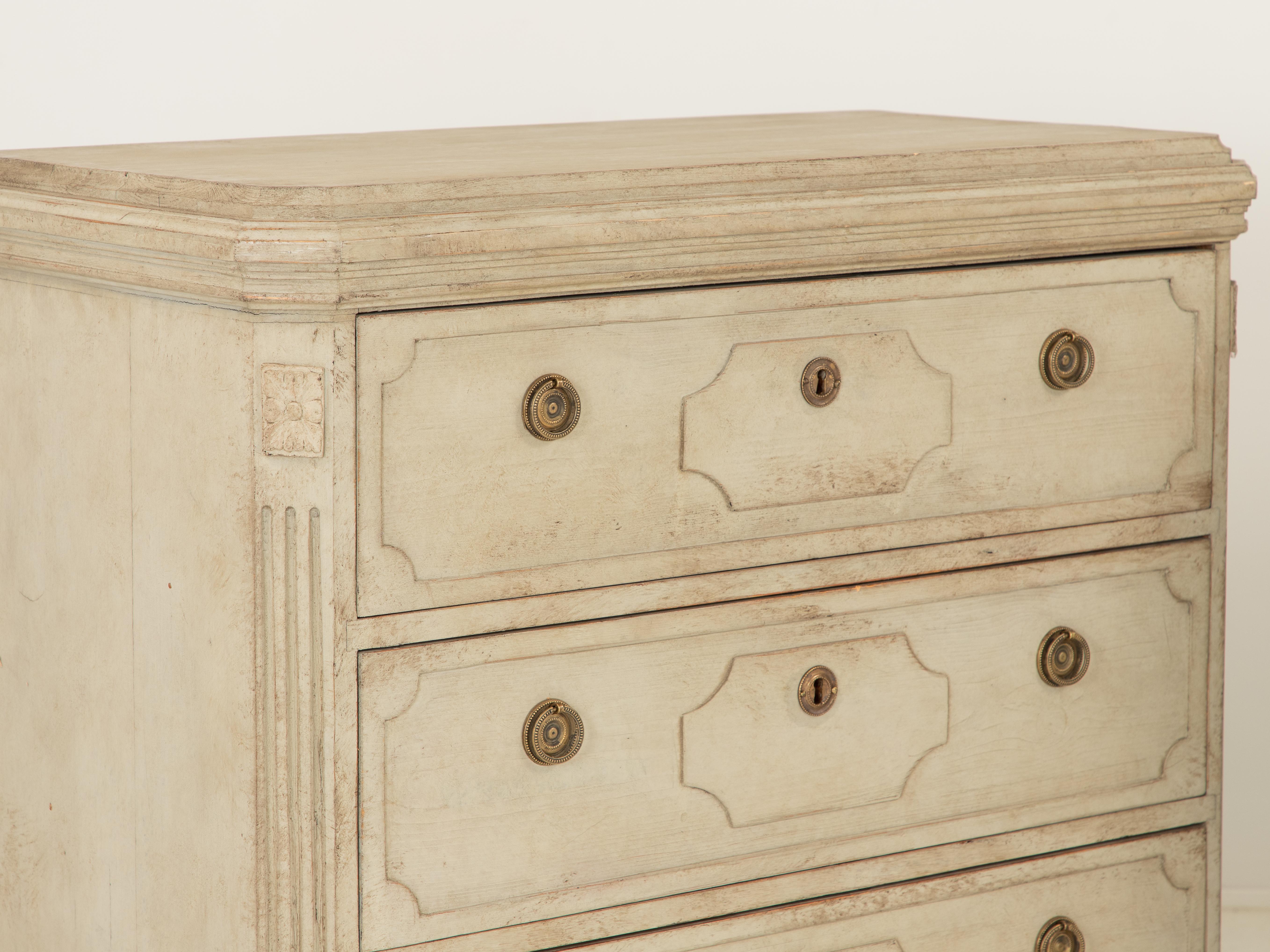 Antique Gustavian Style Chests of Drawers, a Pair For Sale 1