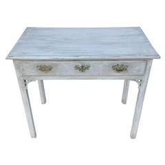 Ancienne table d'appoint de style gustavien avec tiroir